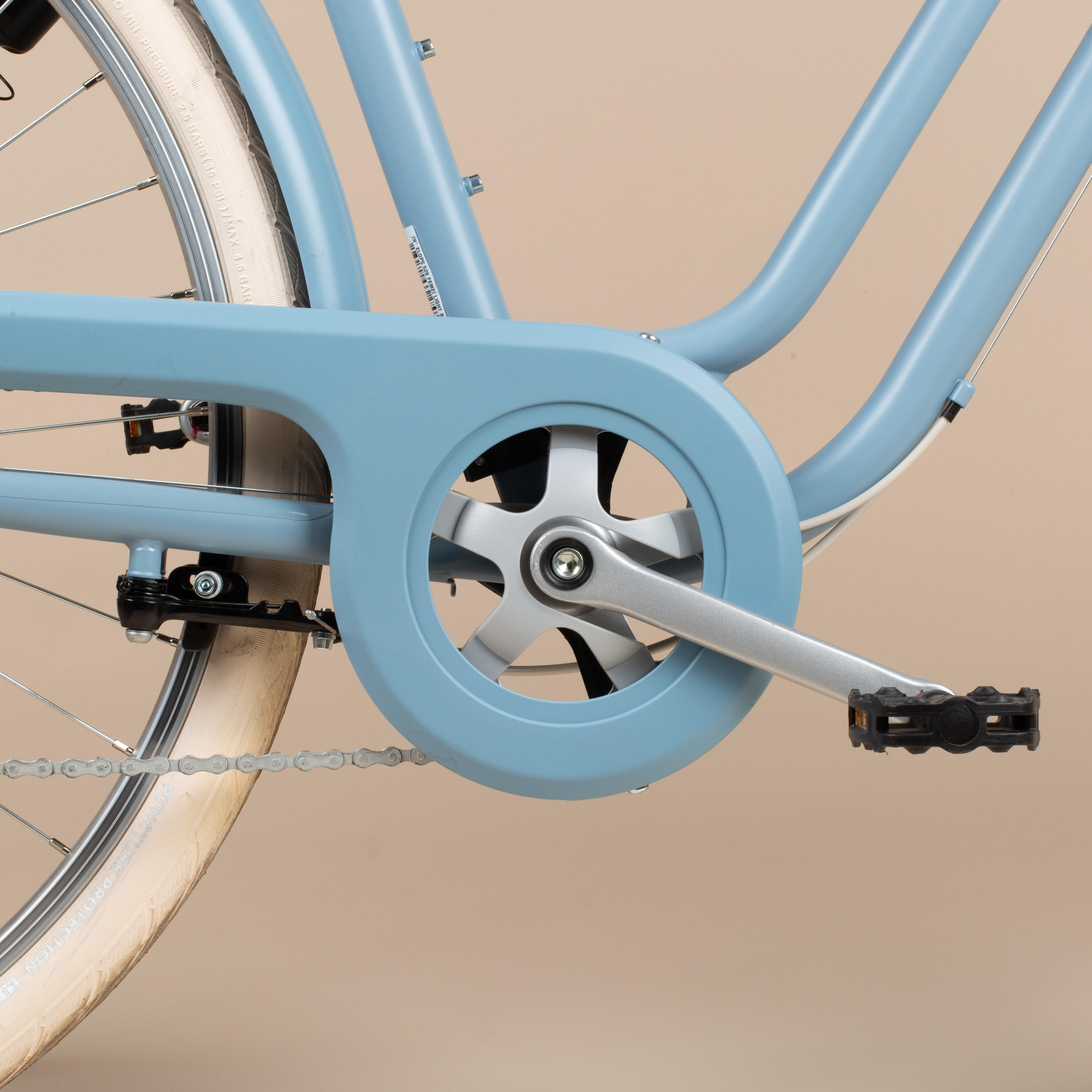 CITY BIKE ELOPS 520 LOW FRAME - LIGHT BLUE - Decathlon