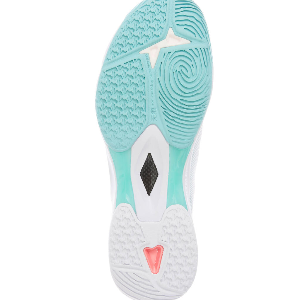 Belo-tirkizne ženske patike za badminton BS 900 ULTRA LITE