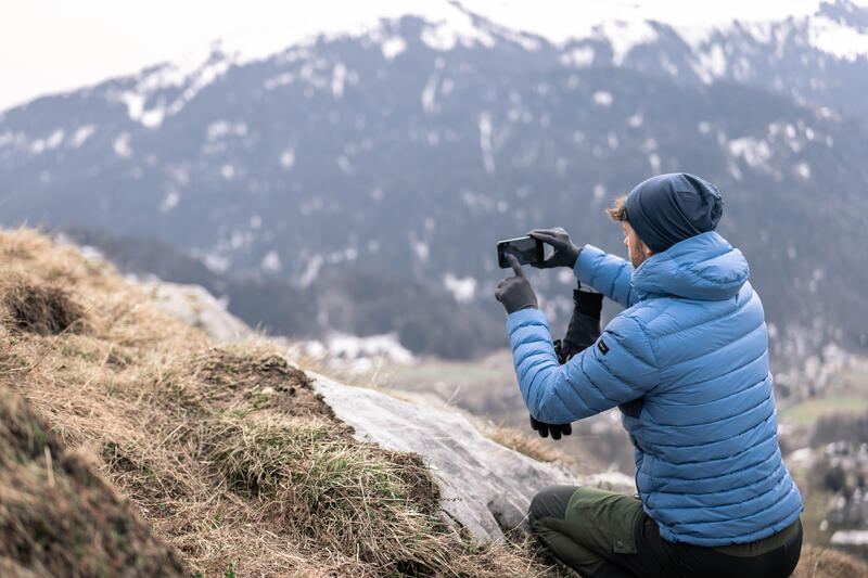 Pánská turistická péřová bunda MT 500