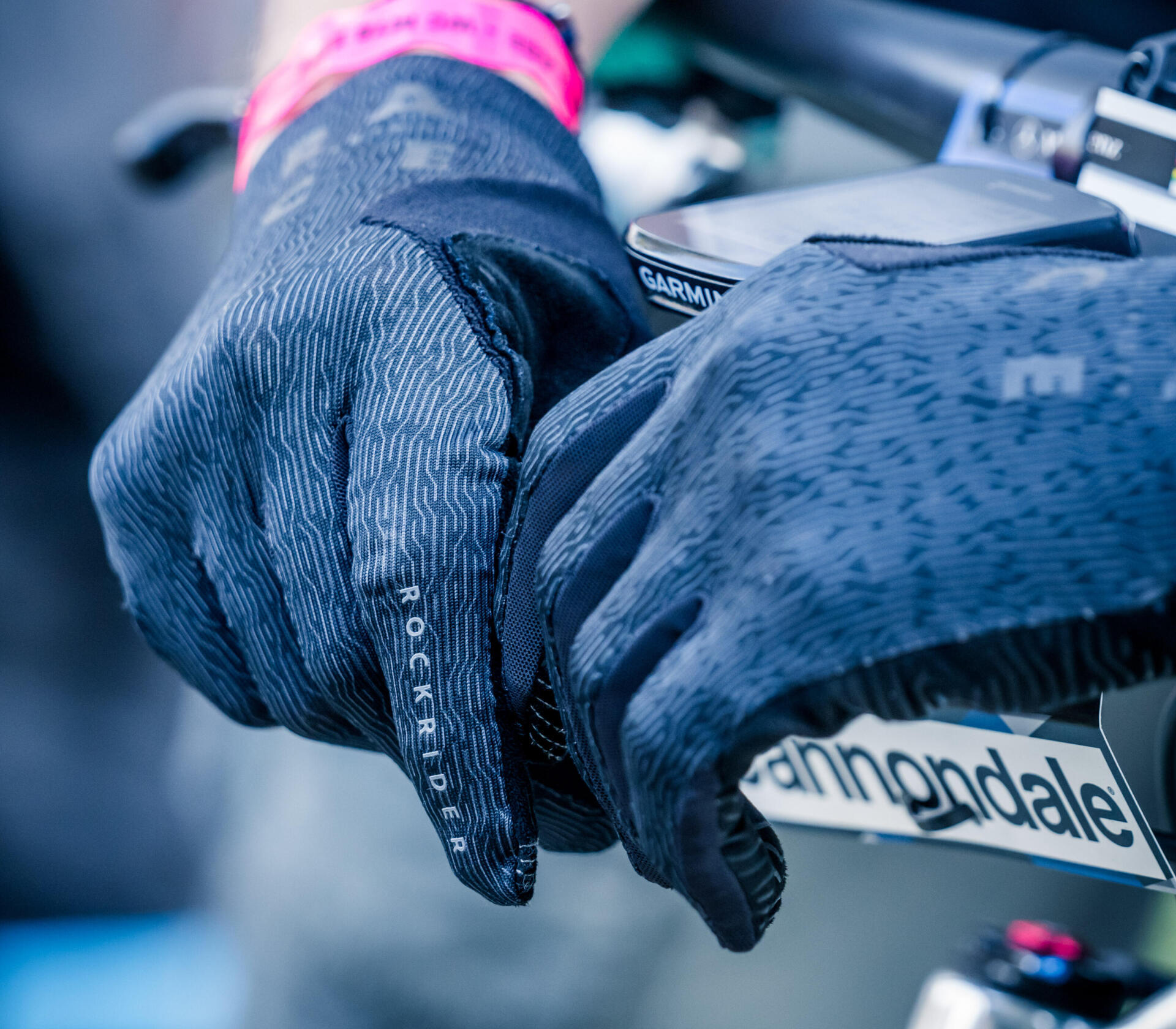 Comment bien s'équiper en hiver pour le vélo ville ?