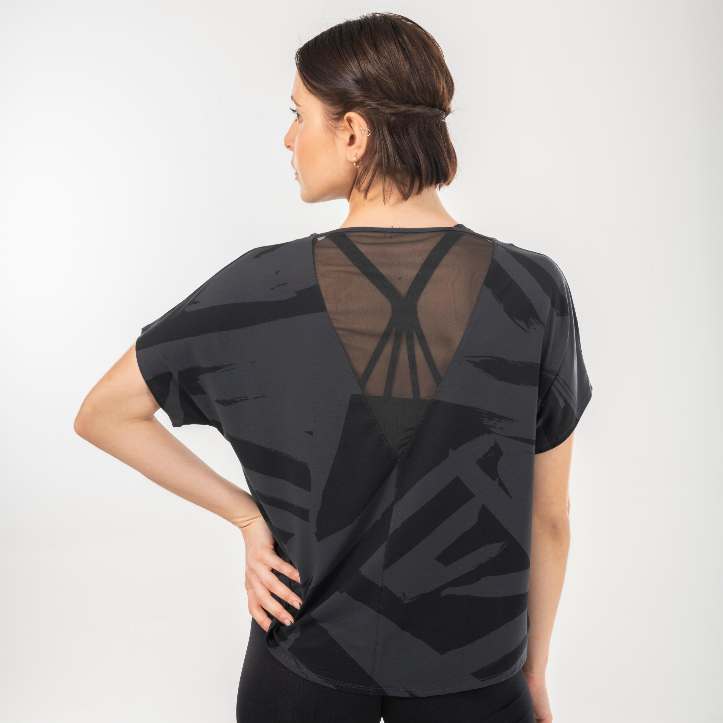 Women's Short-Sleeved Modern Dancing Flowing T-Shirt - Grey/Black 1/7