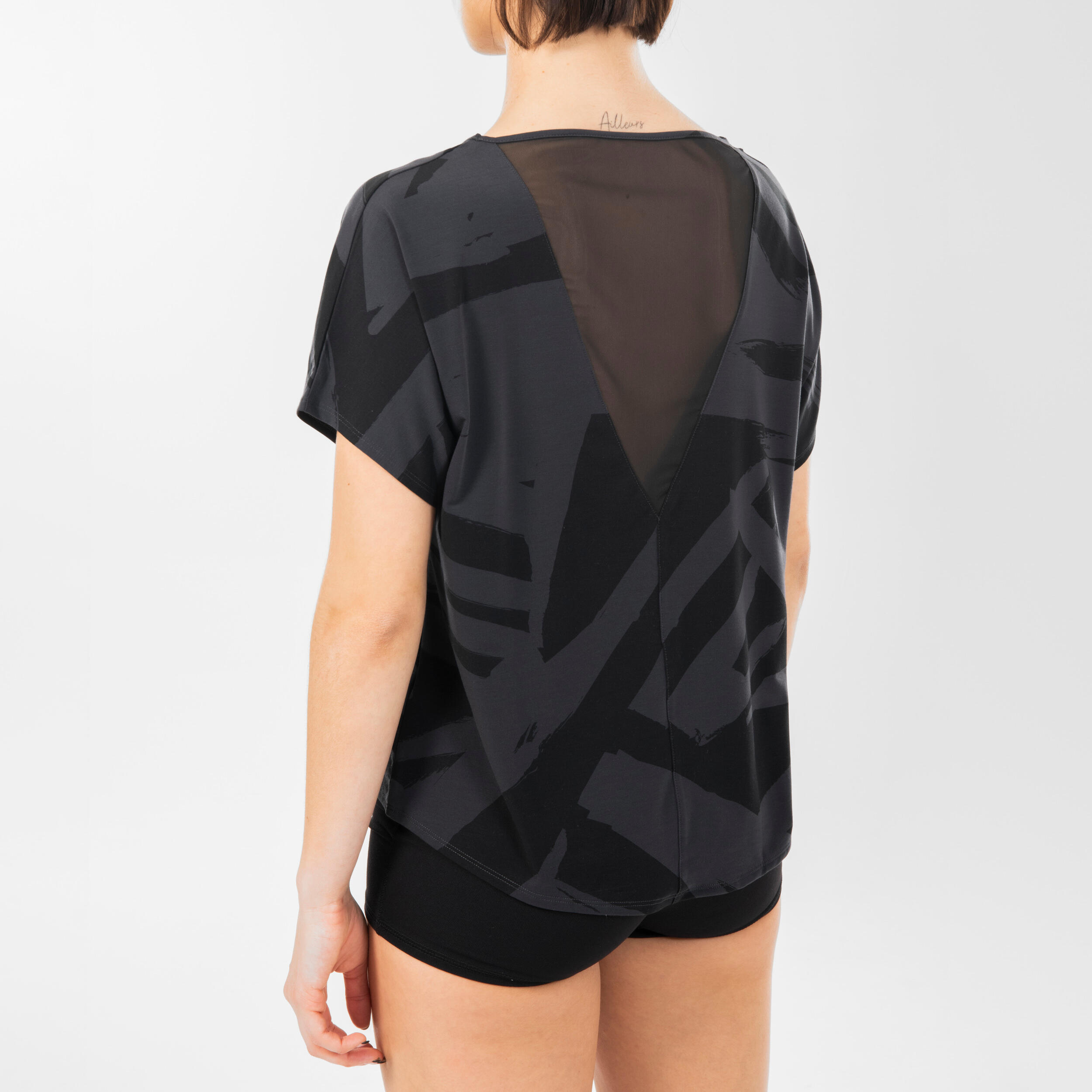 Women's Short-Sleeved Modern Dancing Flowing T-Shirt - Grey/Black 5/9