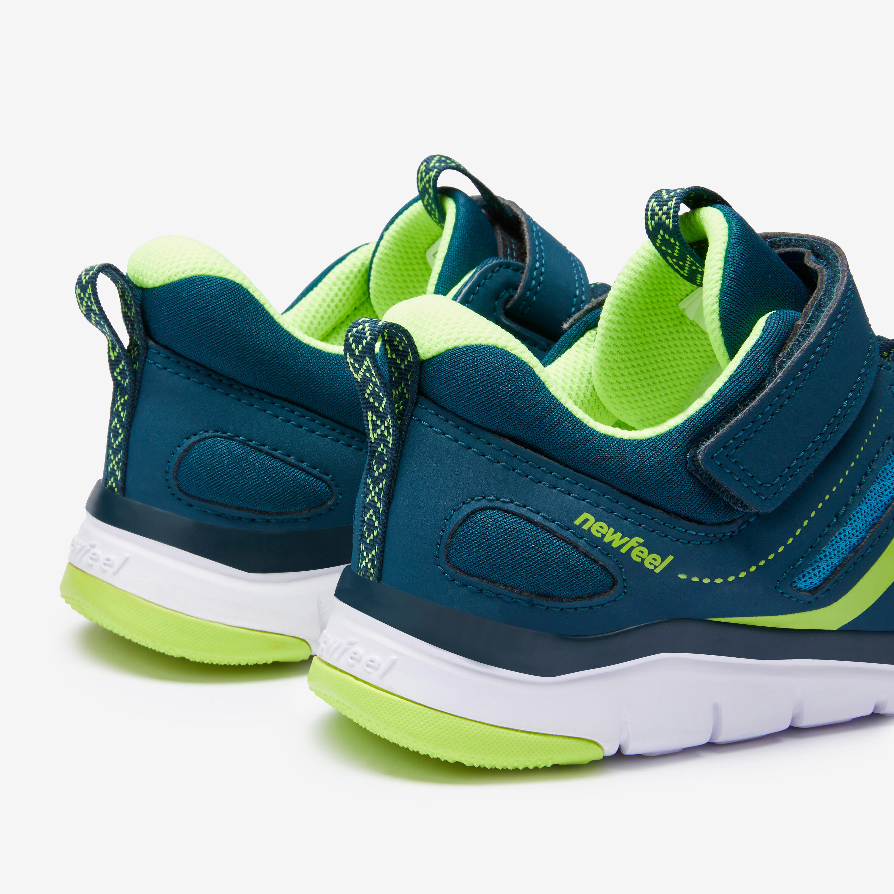 Kids' lightweight and breathable rip-tab trainers, teal 5/8