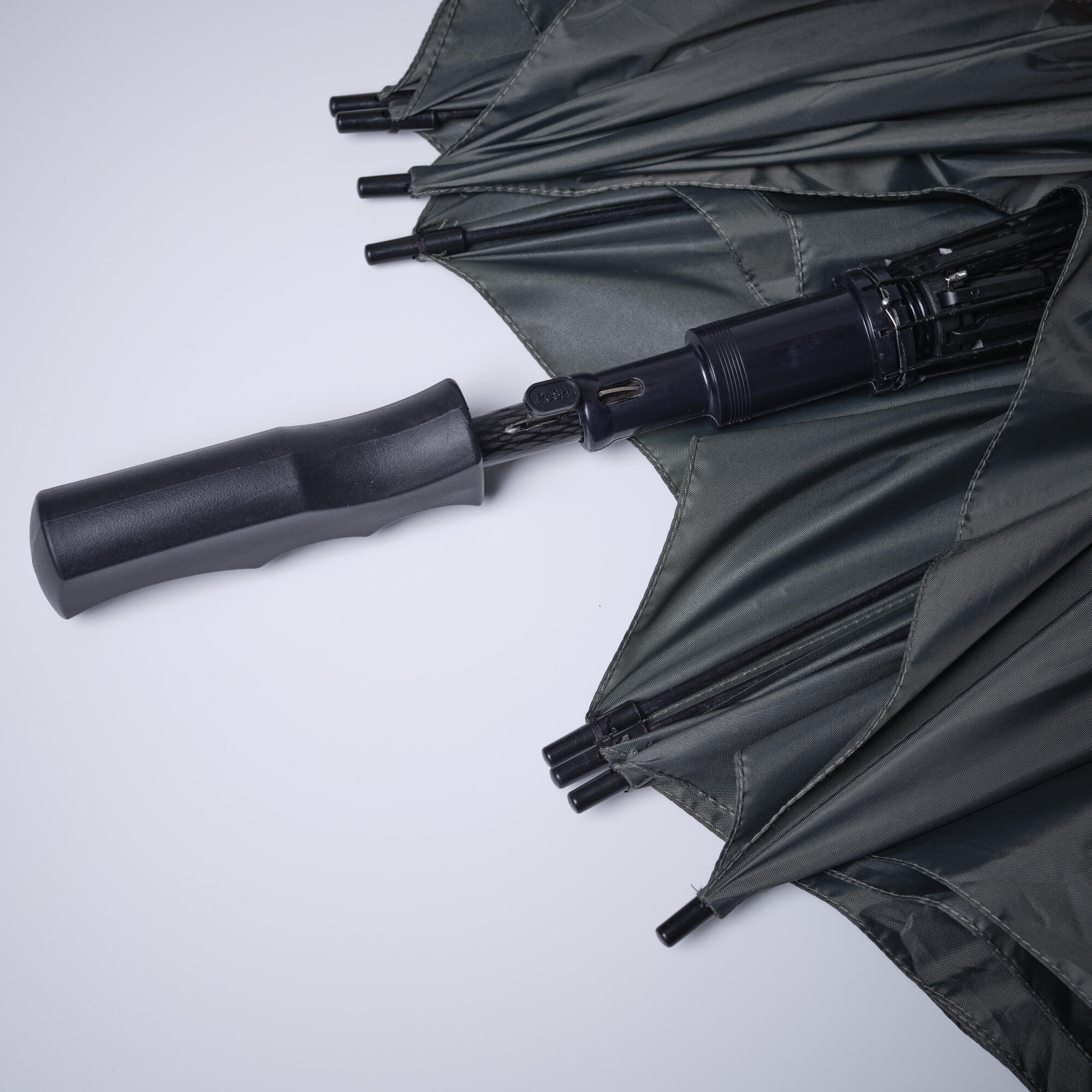 Resistant Umbrella Green Black olive Solognac Decathlon