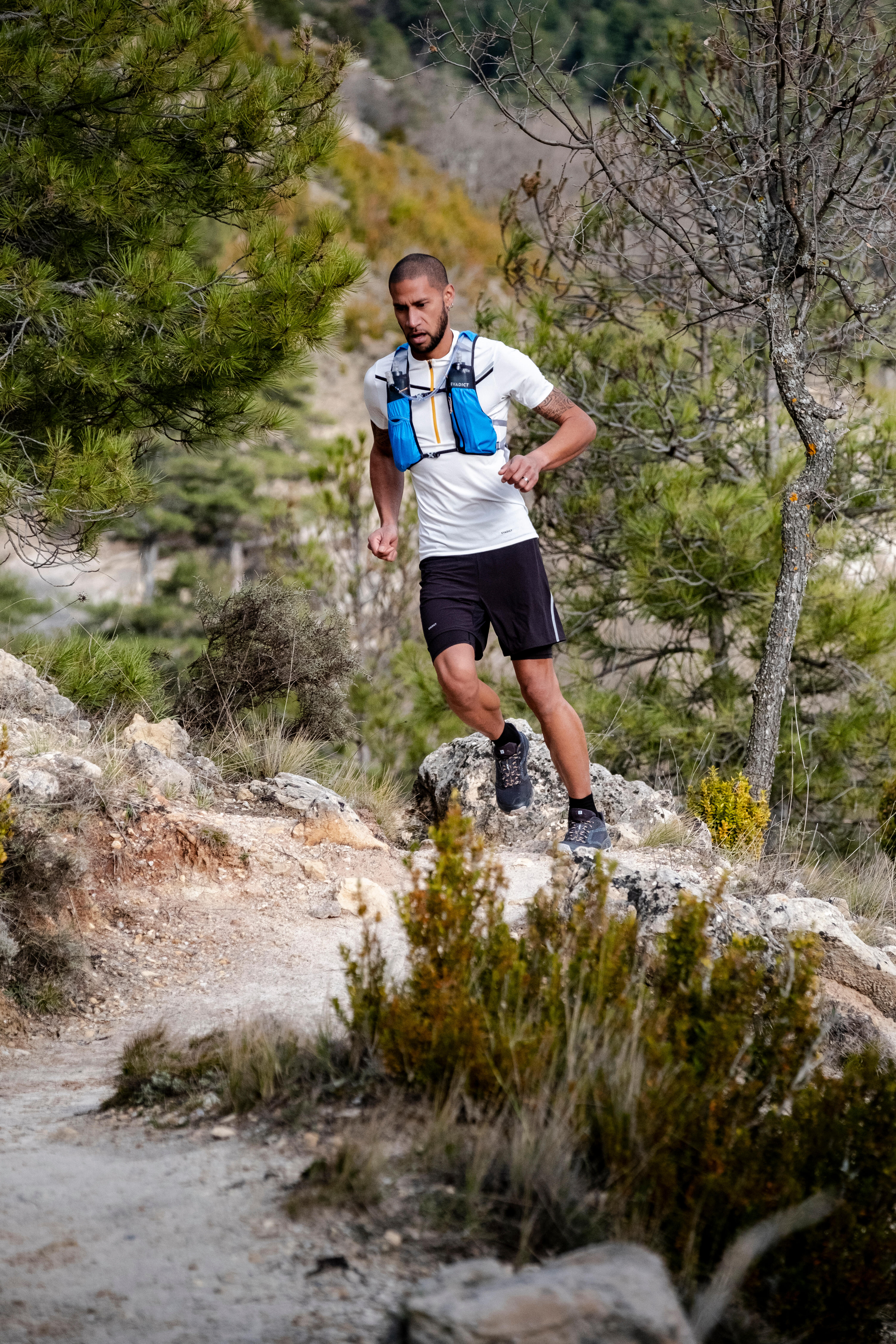 Men's Tight Trail Running Shorts - Comfort Black - Black - Evadict