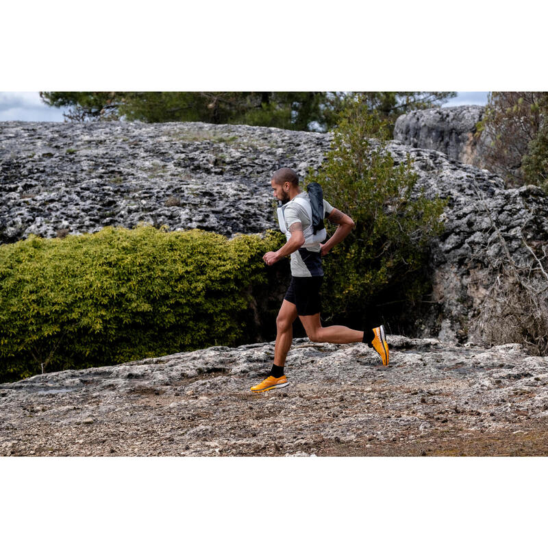 Calçado de Trail Running Homem Race ULTRA Laranja/Preto