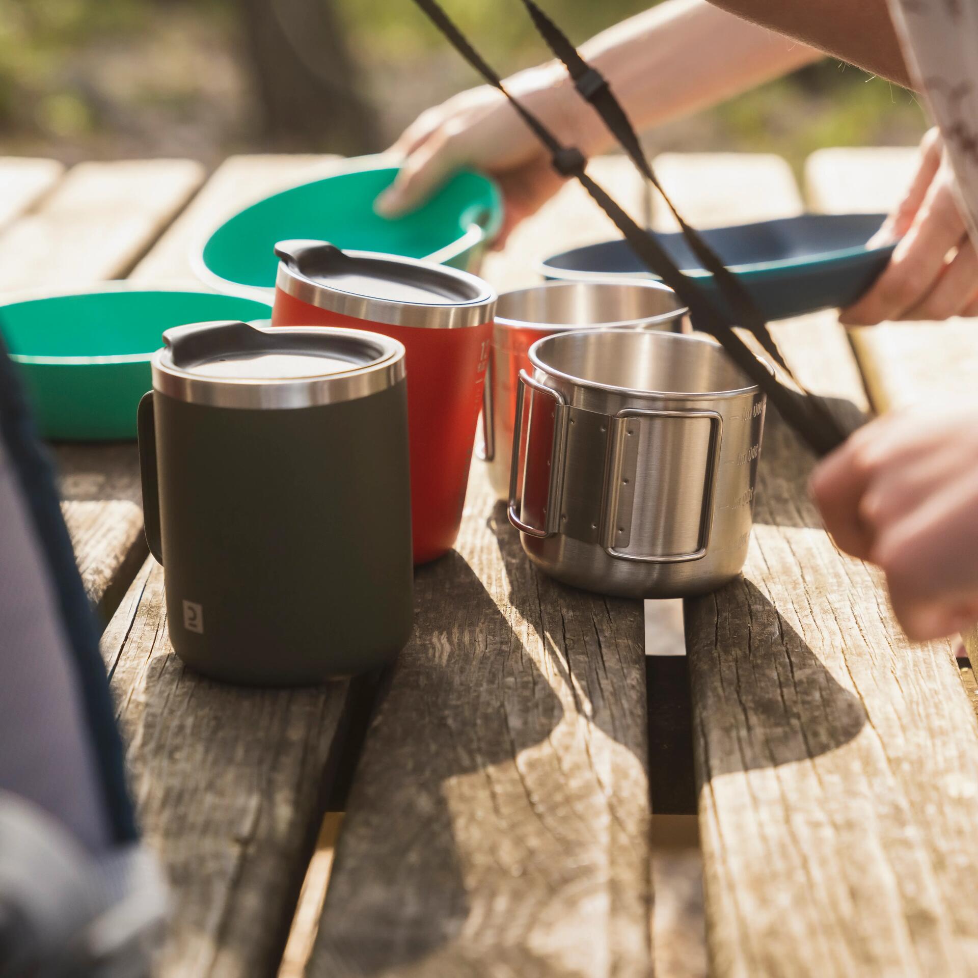 Le matériel de cuisine pour un road-trip en van