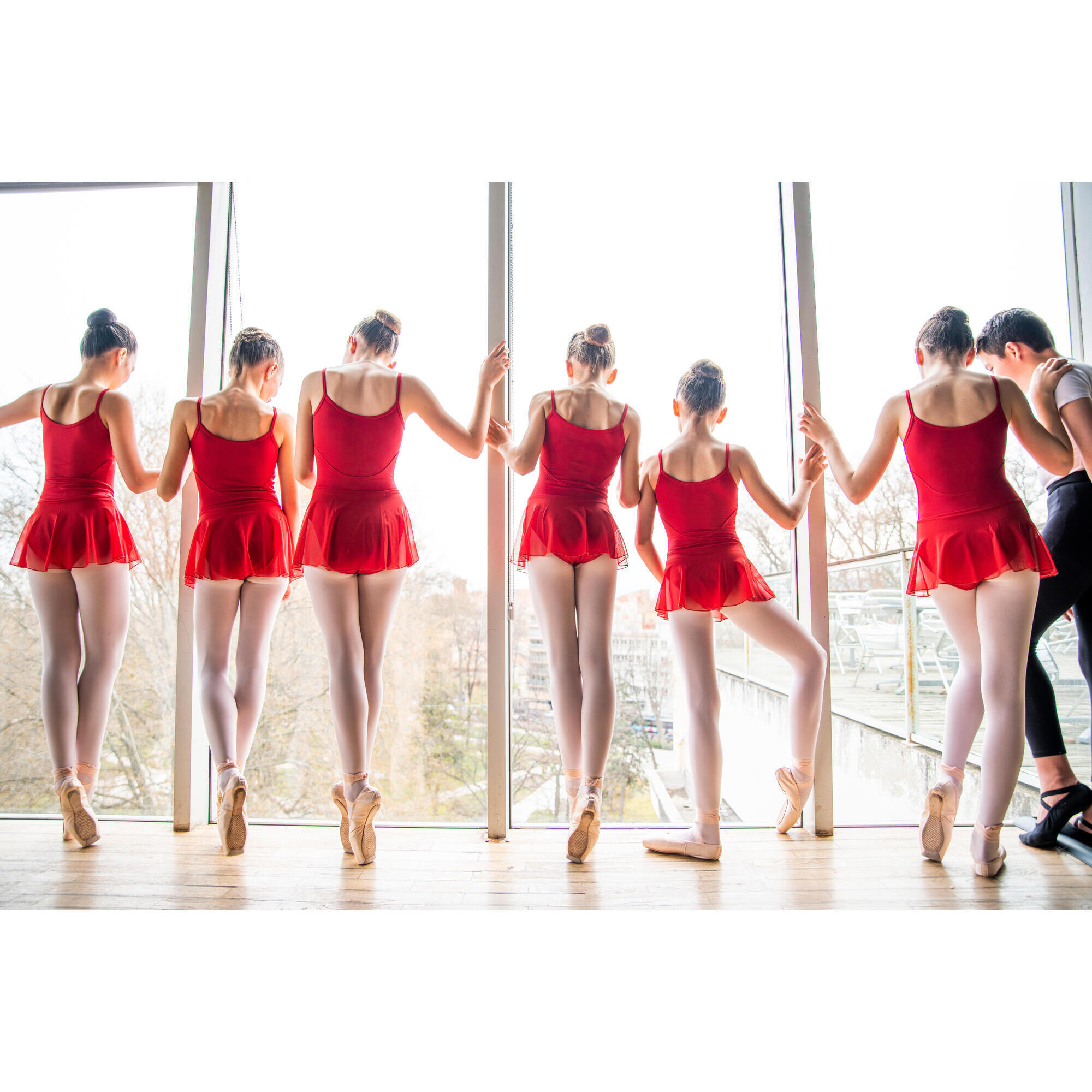 Casacca rossa da bambina per danza classica.