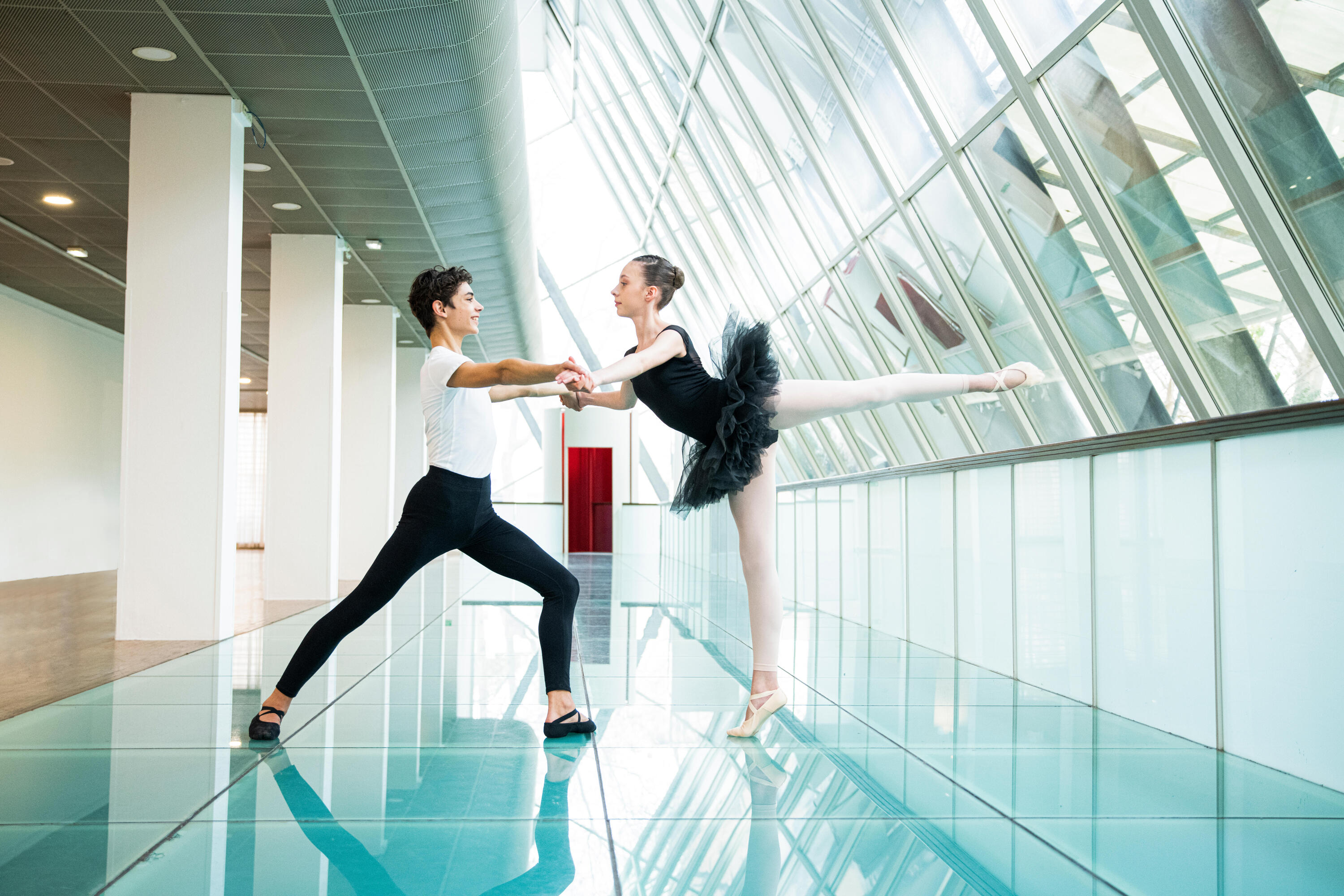 Leotardo Danza Clásica Mujer/Niña Negro Manga Corta Gasa 40/40