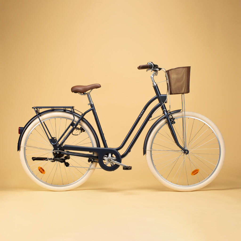 Fully-equipped, 6-speed low frame city bike, light blue