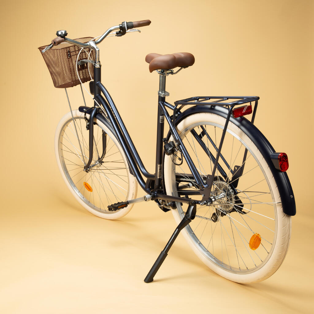 Fully-equipped, 6-speed low frame city bike, light blue