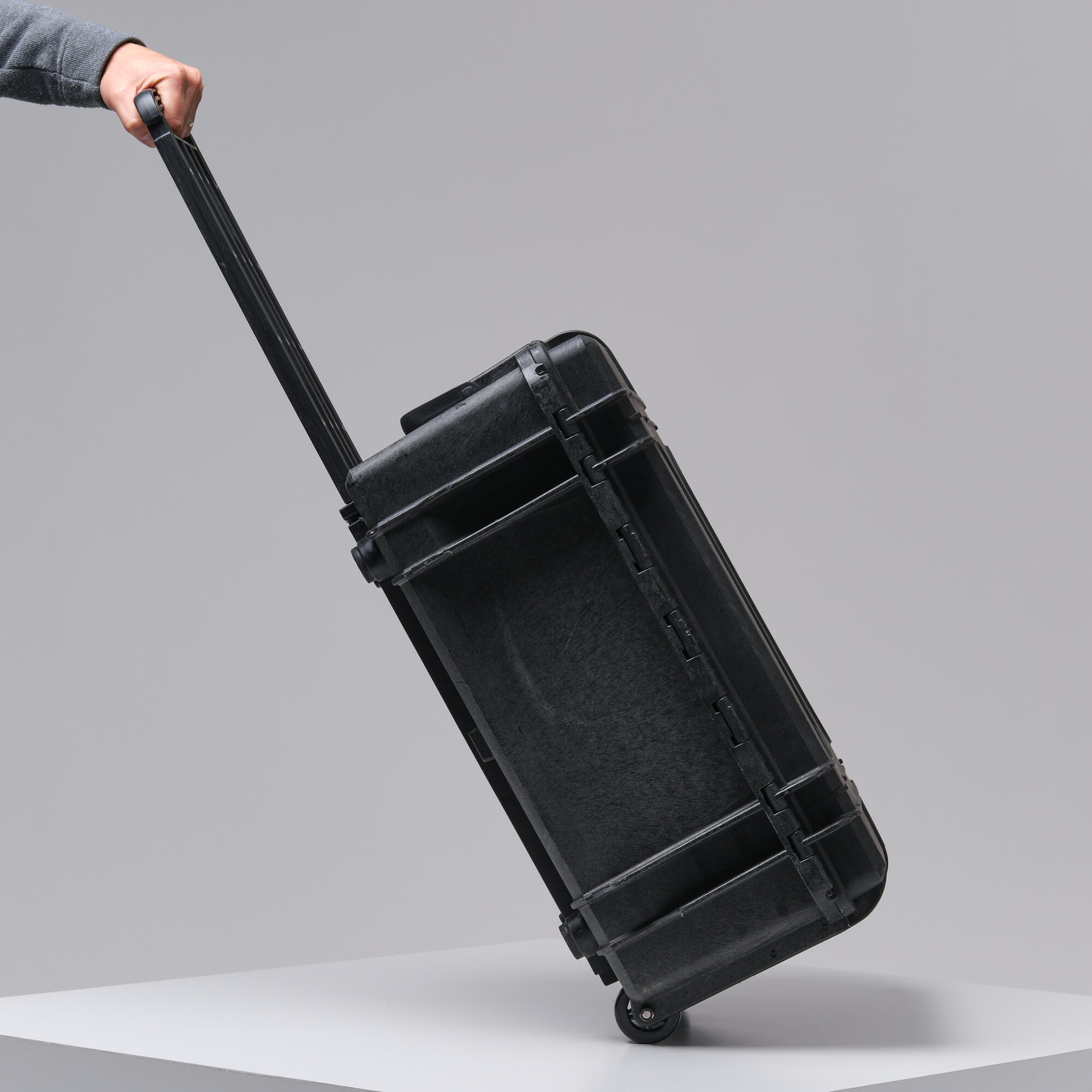 PACK TIR LASER AVEC 6 PISTOLETS, 6 CIBLES, 6 TREPIEDS, 6 TAPIS DE TIR ET VALISE 7/22