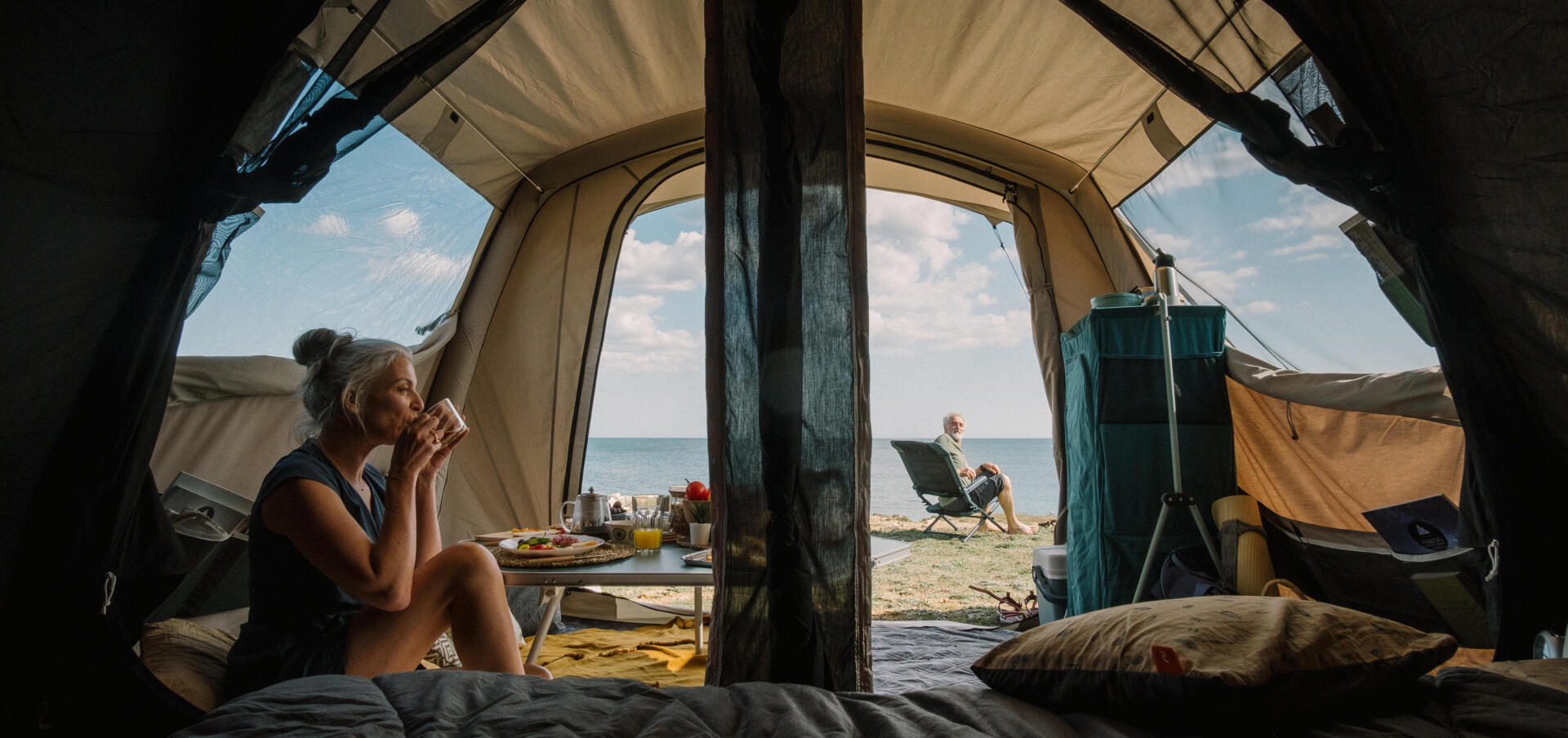 Le MATÉRIEL PARFAIT pour dormir de partout en CAMPING SAUVAGE