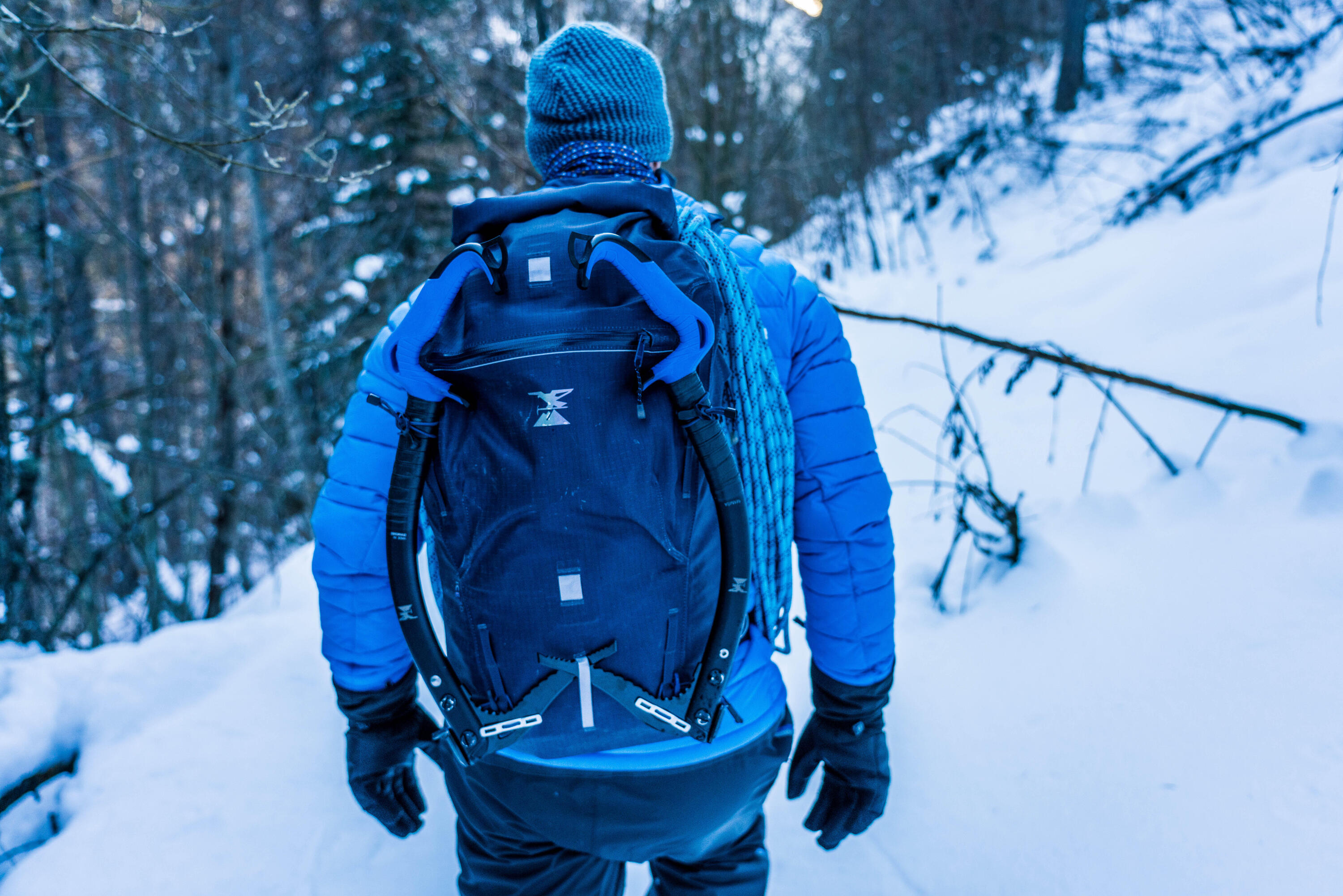 Ice axe for ice climbing - MAMBA