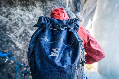 Mountaineering Backpack 30 LITRES - ICE 30 BLUE