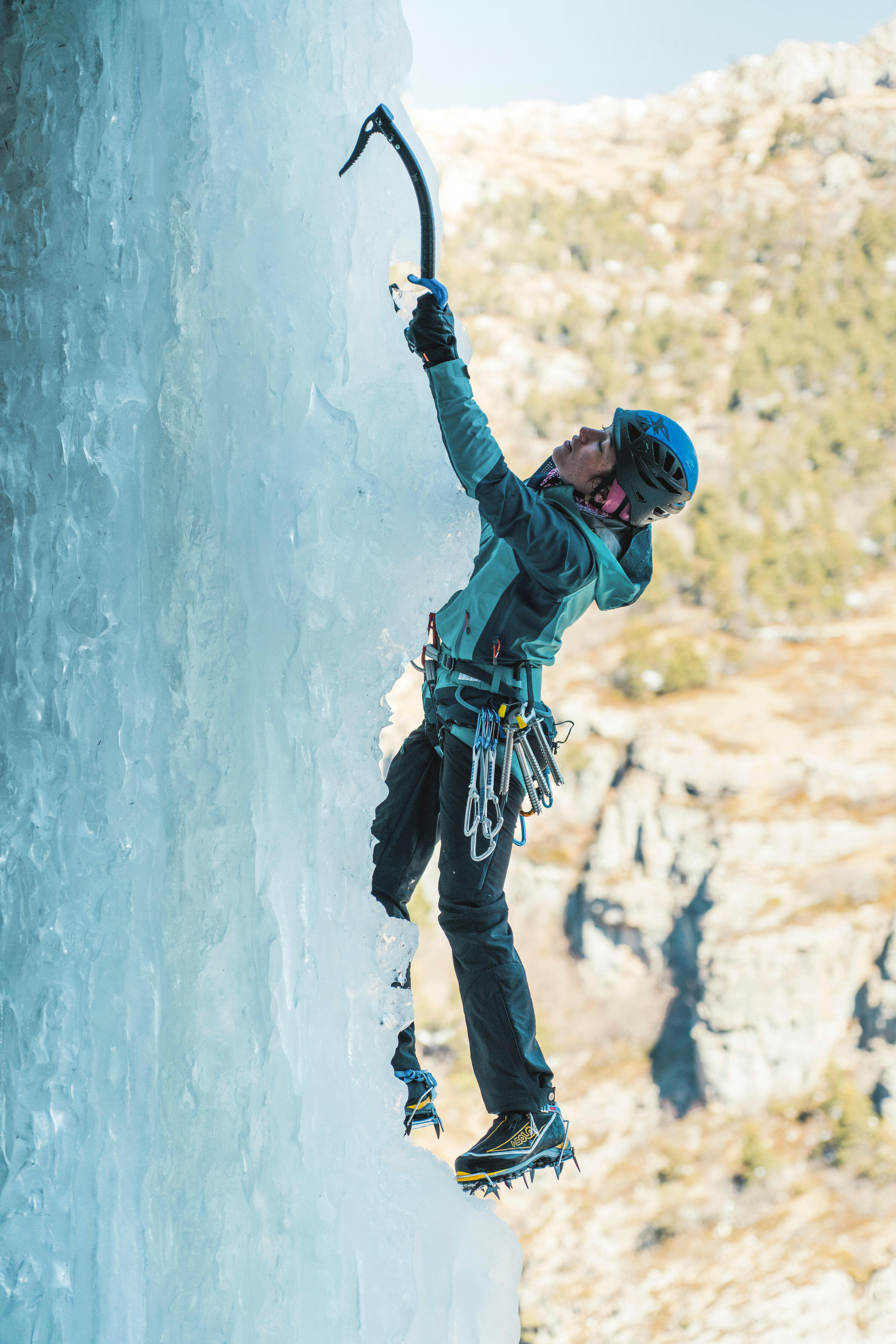 Pantaloni alpinismo scialpinismo donna ALPINISM neri 2/10