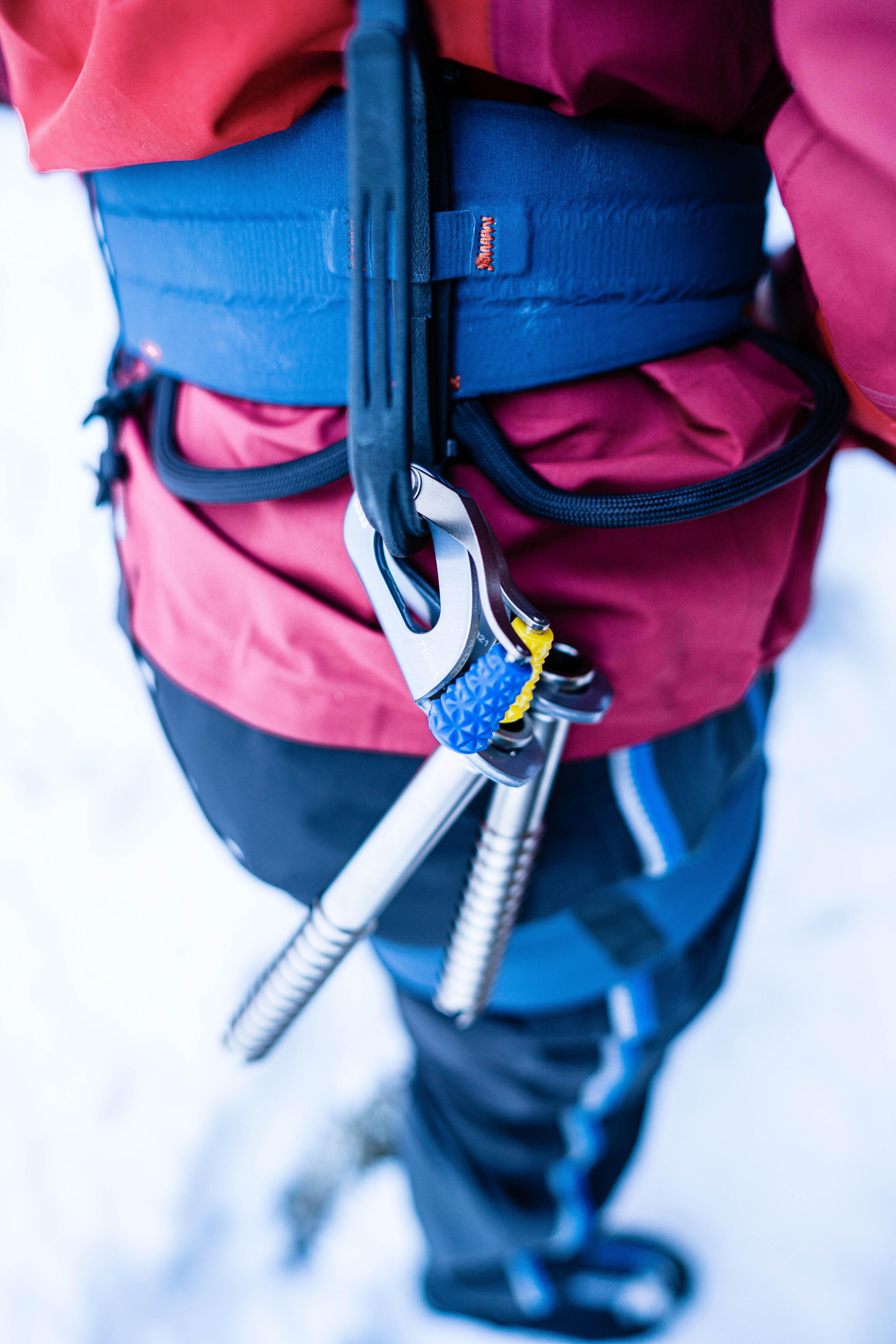 Portamaterial alpinismo y escalada innovador, Rack ICE 7/11