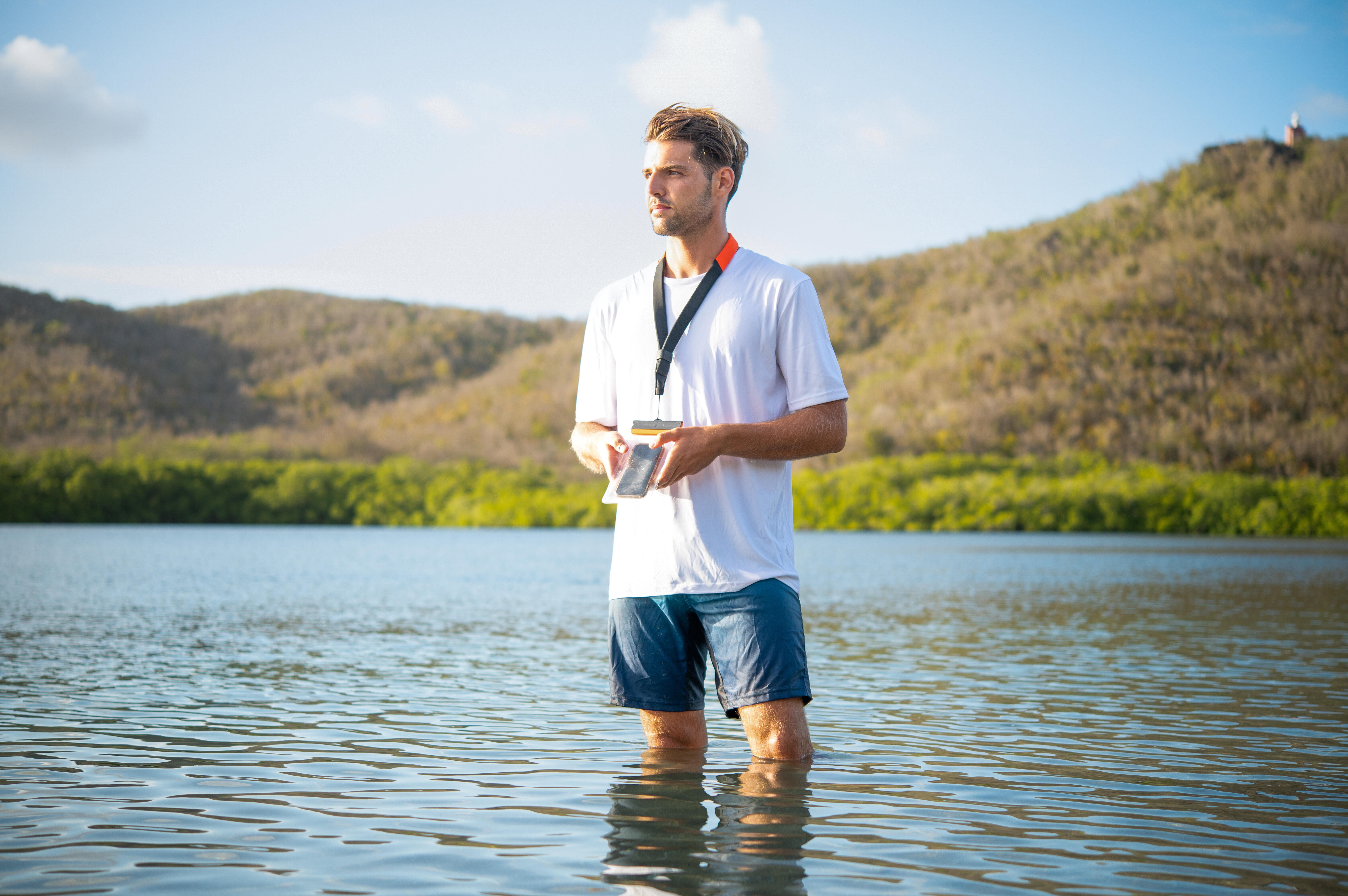 Waterproof Phone Pouch - IPX8 - ITIWIT