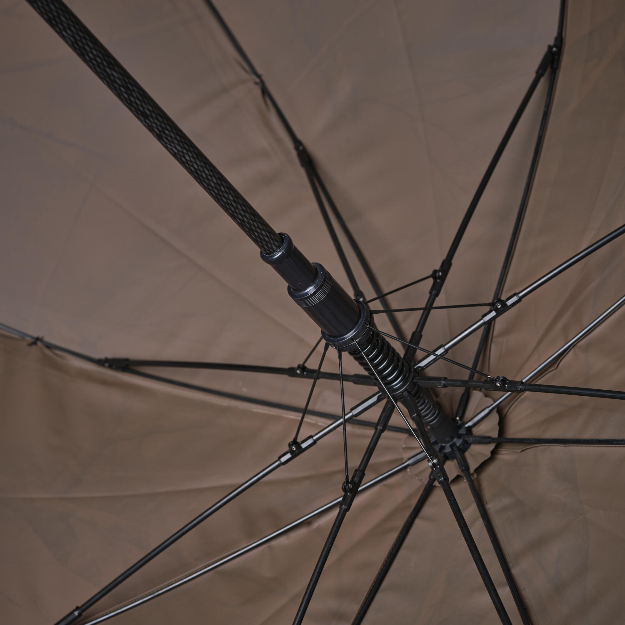 Stevige jachtparaplu Treemetic-camouflage diameter 121 cm 4/6