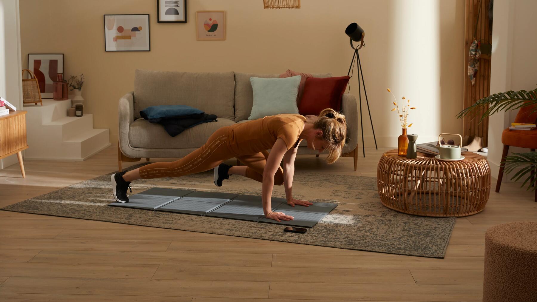 Plancha con deslizamiento de rodilla