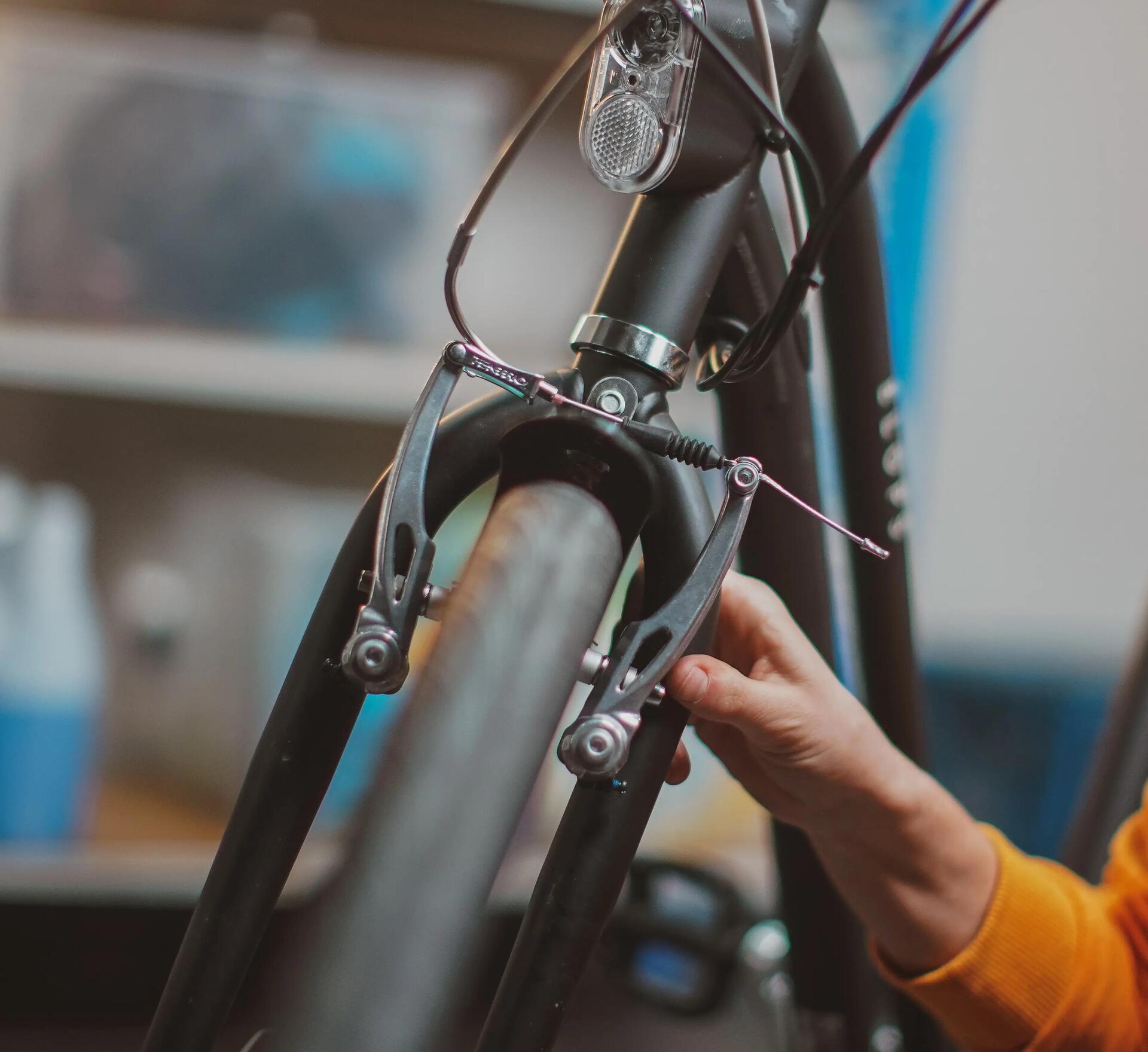 adjusting side pull bike brakes