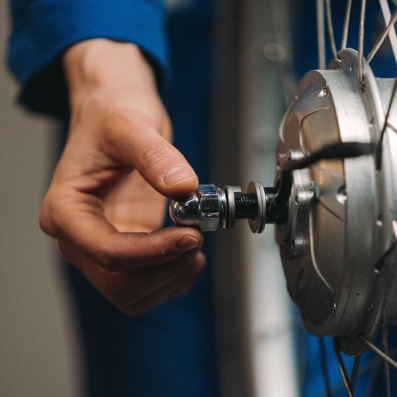 Changer le roulement de sa roue arrière de VTT
