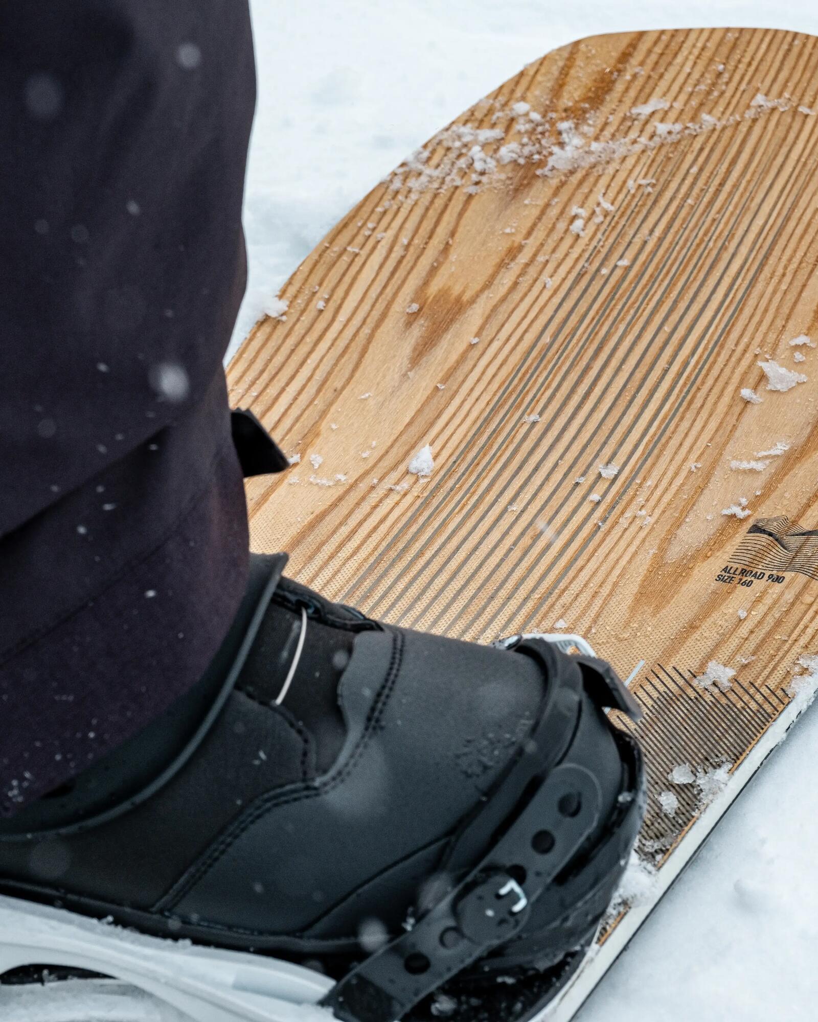 snowboarding