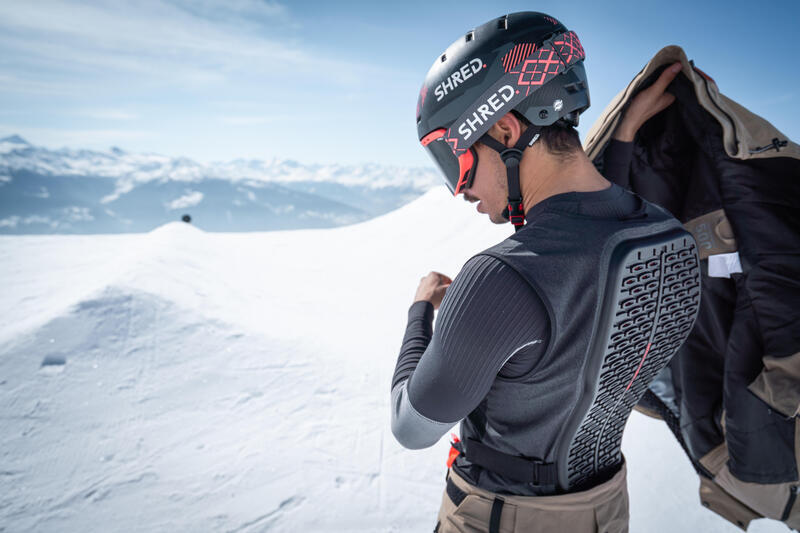 Ochraniacz pleców do jazdy na rowerze górskim, nartach i snowboardzie męski Wedze DBCK 500