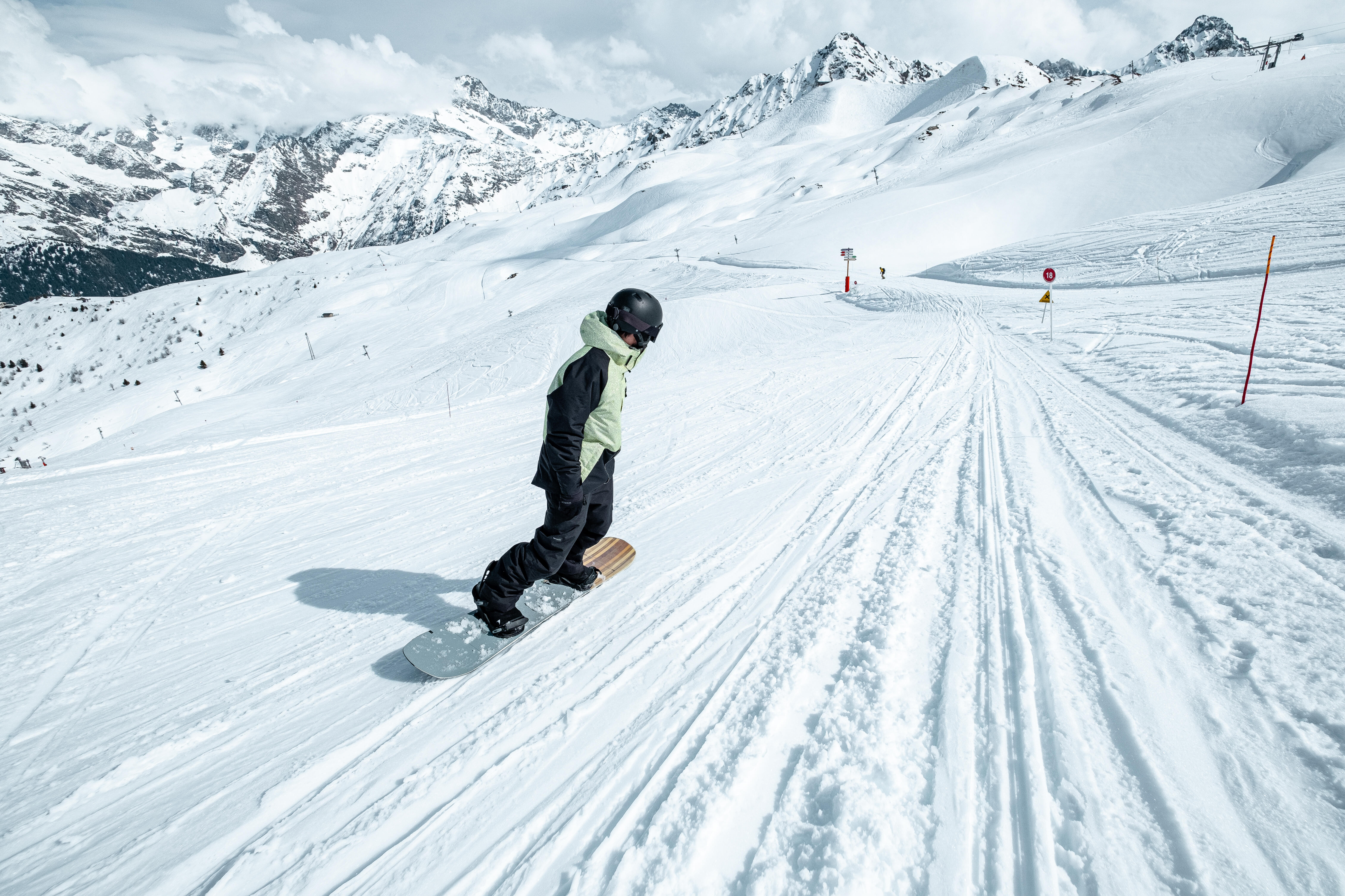 Men's Freestyle & All-Mountain Snowboard - SNB 100  - DREAMSCAPE