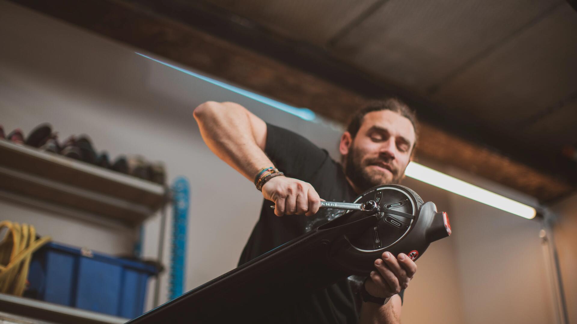 Repairing an electric scooter motor