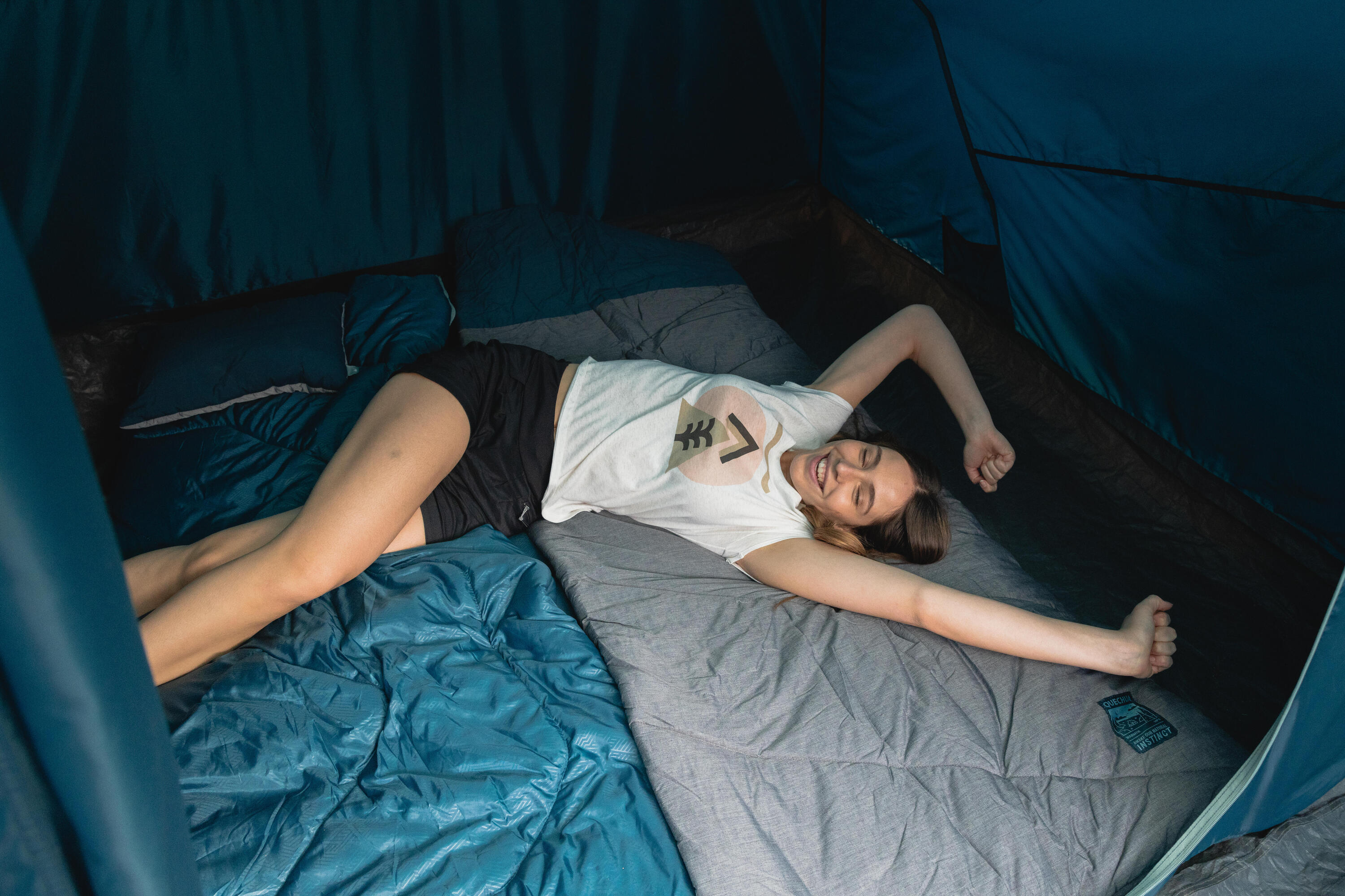 CAMPING SLEEPING BAG - ARPENAZ 10° 3/9