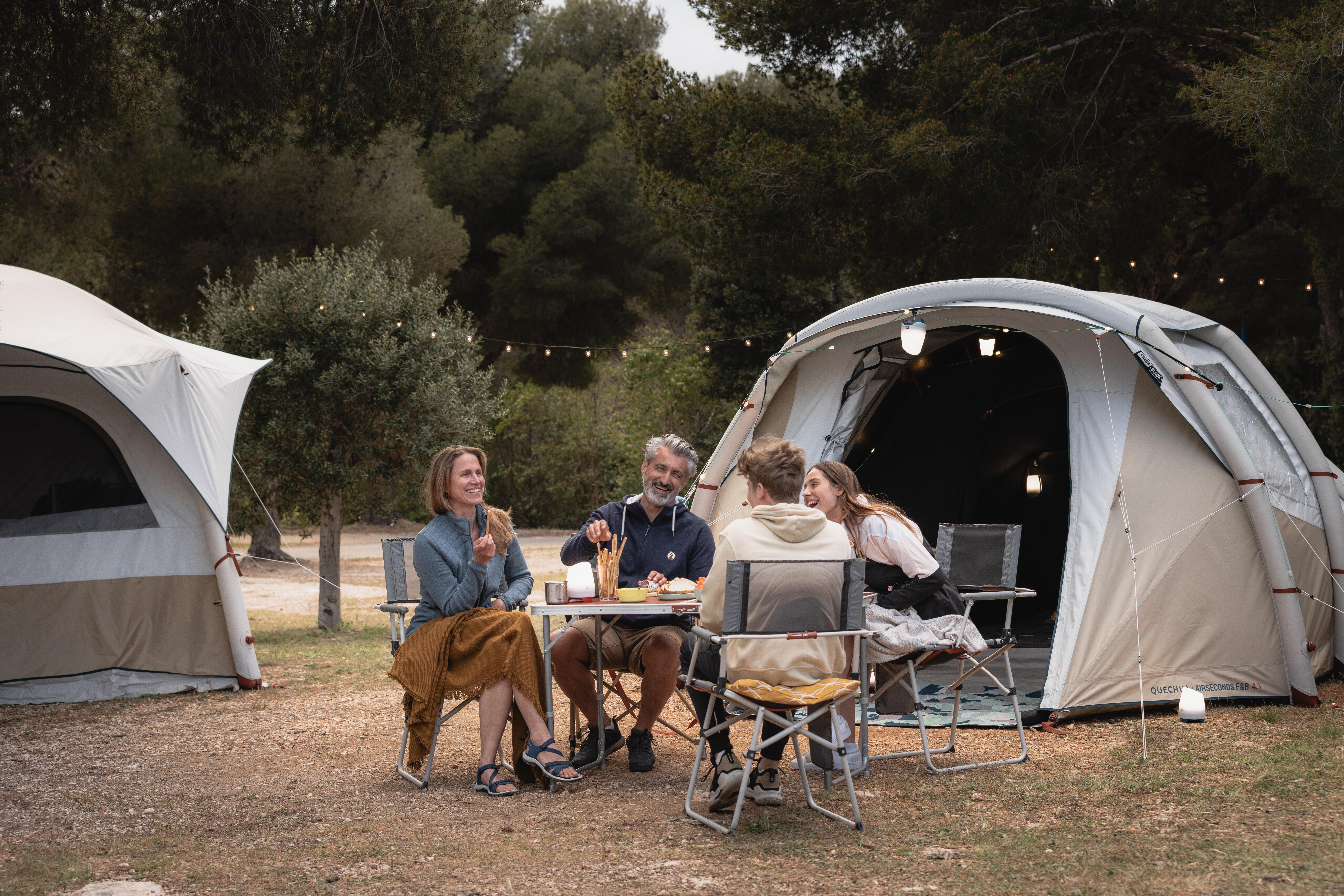 4-Person Inflatable Camping Tent, Air Seconds Fresh & Black - QUECHUA