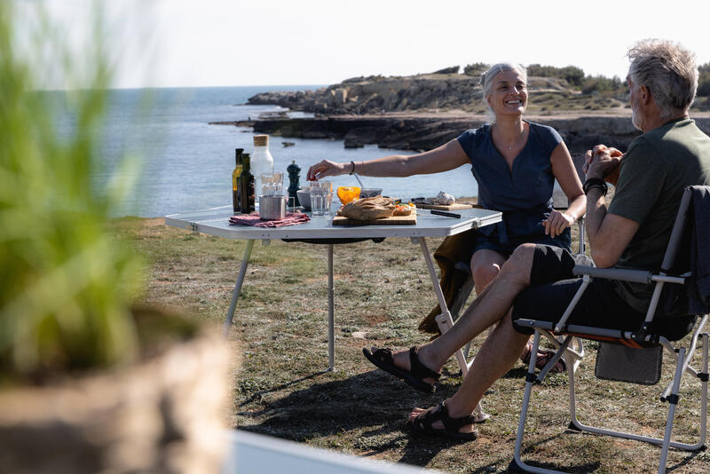 Die richtige Wahl des klappbaren Campingtischs