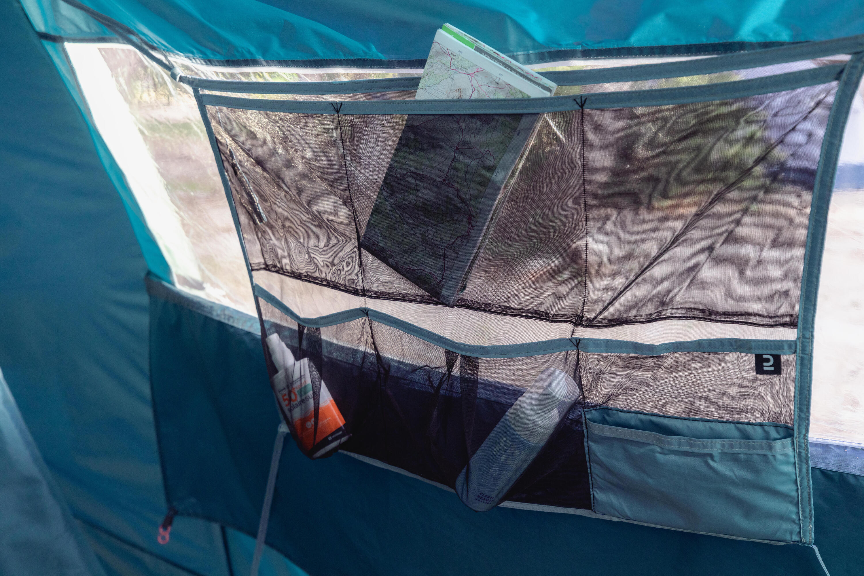 UNIVERSAL CAMPING TENT OR LIVING ROOM NETTING - 6 POUCHES WITH DIFFERENT FORMATS 2/3