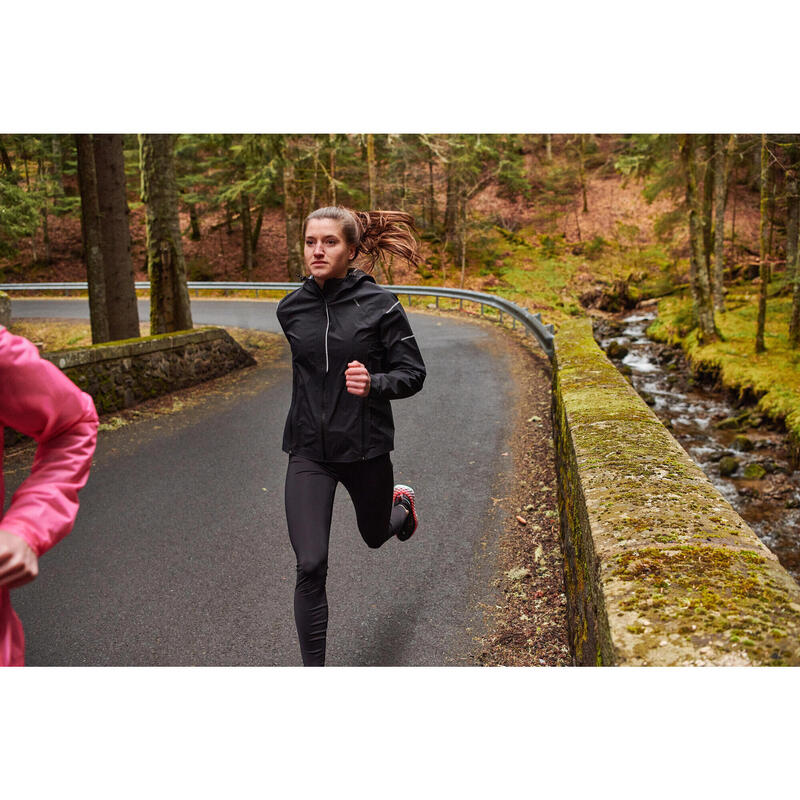 Laufjacke Damen wasserdicht winddicht - Rain+ schwarz 