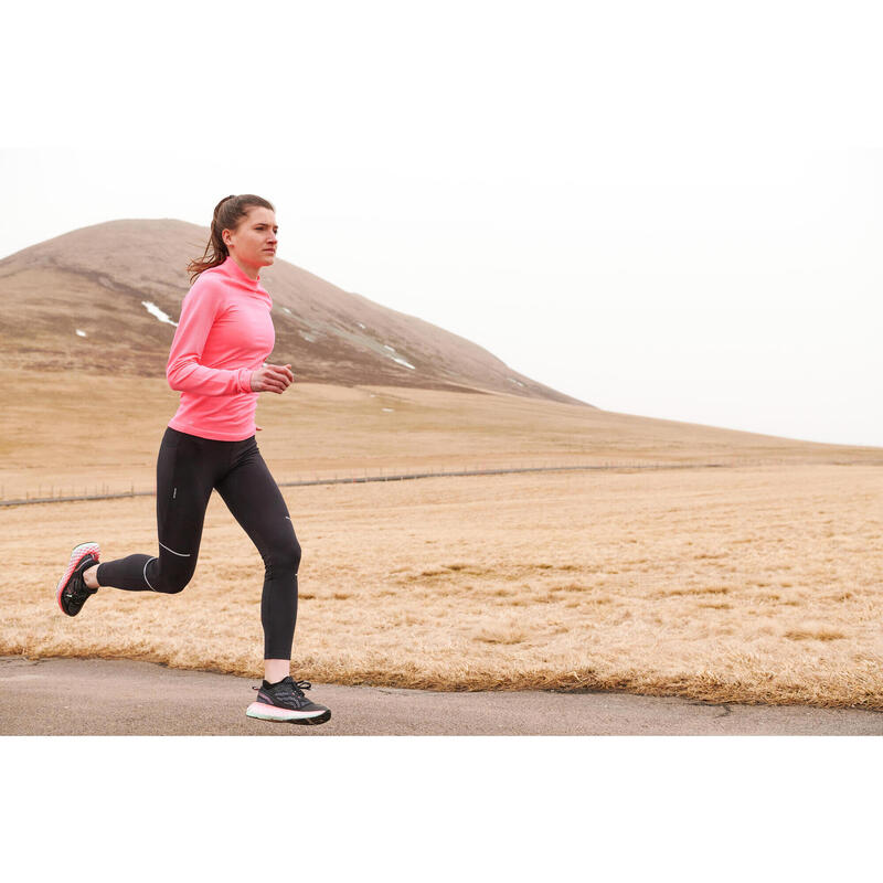 CAMISOLA DE CORRIDA SEM COSTURAS MULHER KIPRUN SKINCARE ROSA