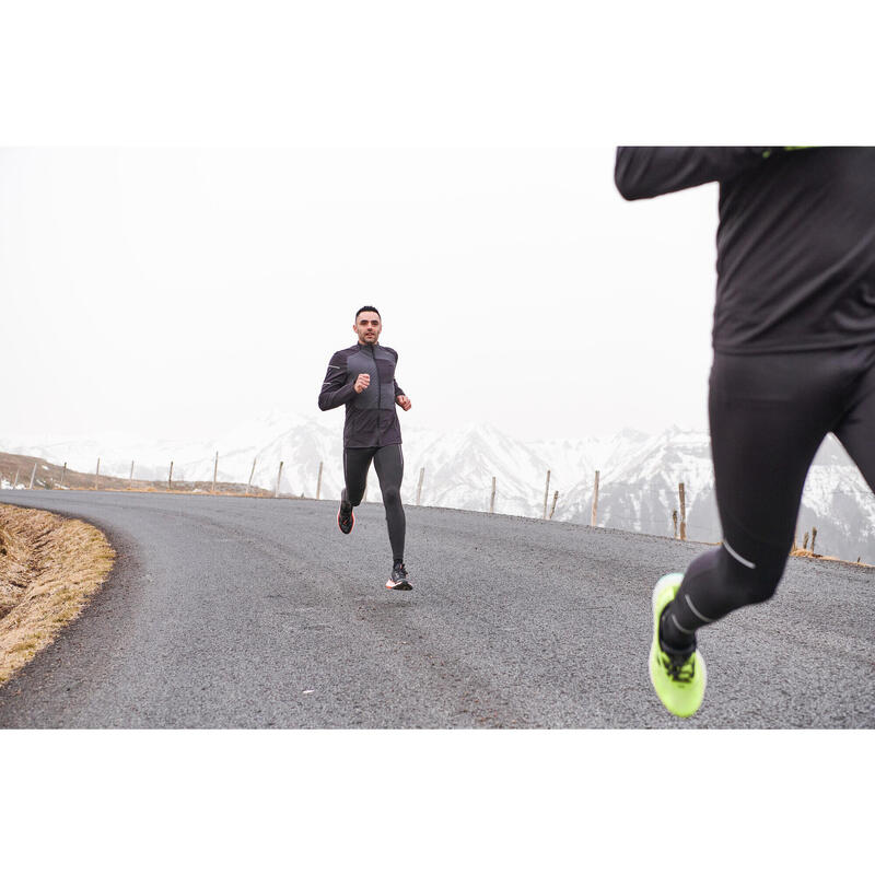 Bluză de trening Iarnă Kiprun Alergare pe asfalt Warm Negru Bărbați