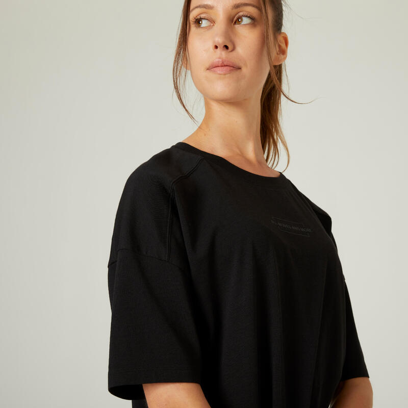 T-shirt donna fitness 520 taglio ampio misto cotone nera con stampa