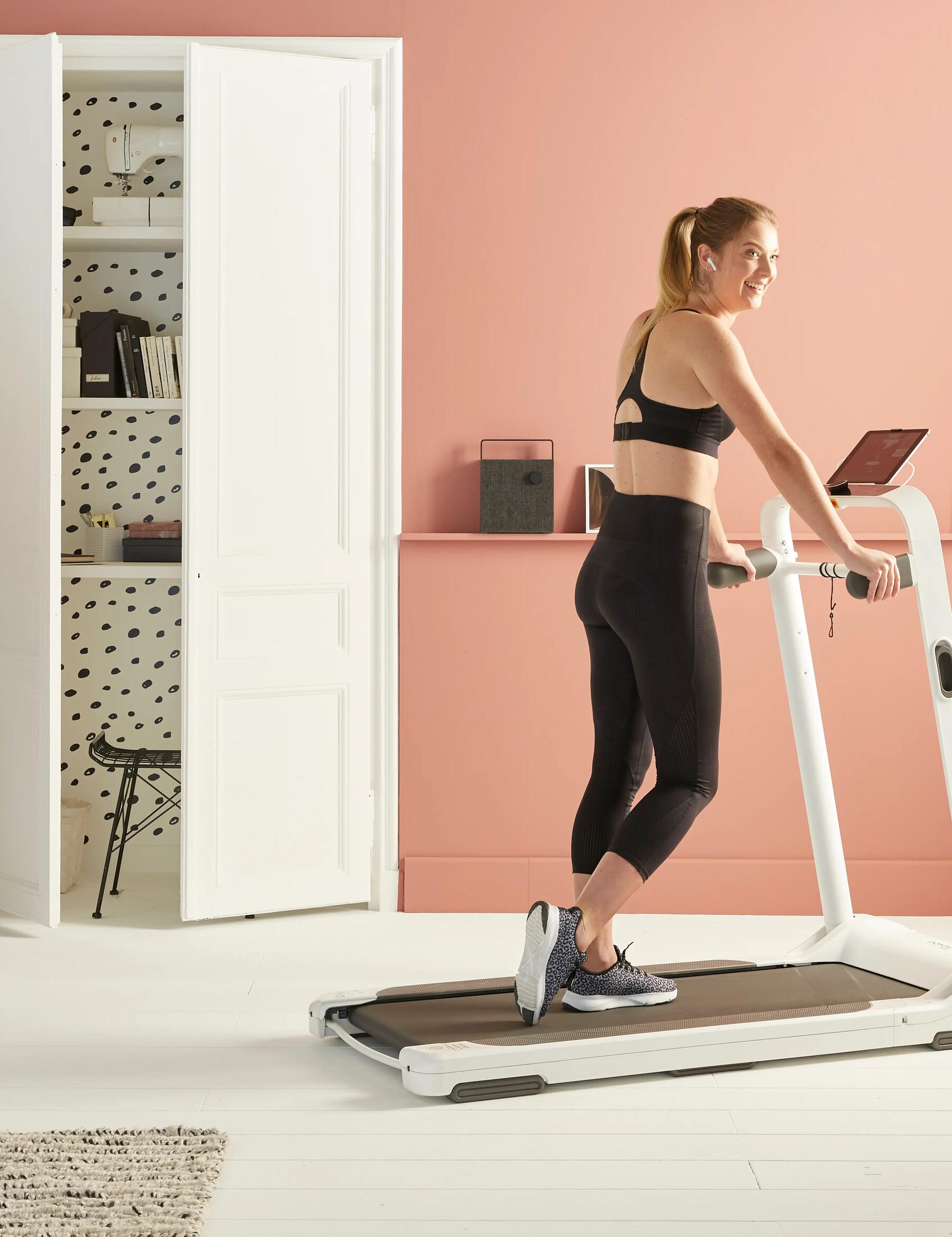 Hoe werkt het lopen op een loopband?