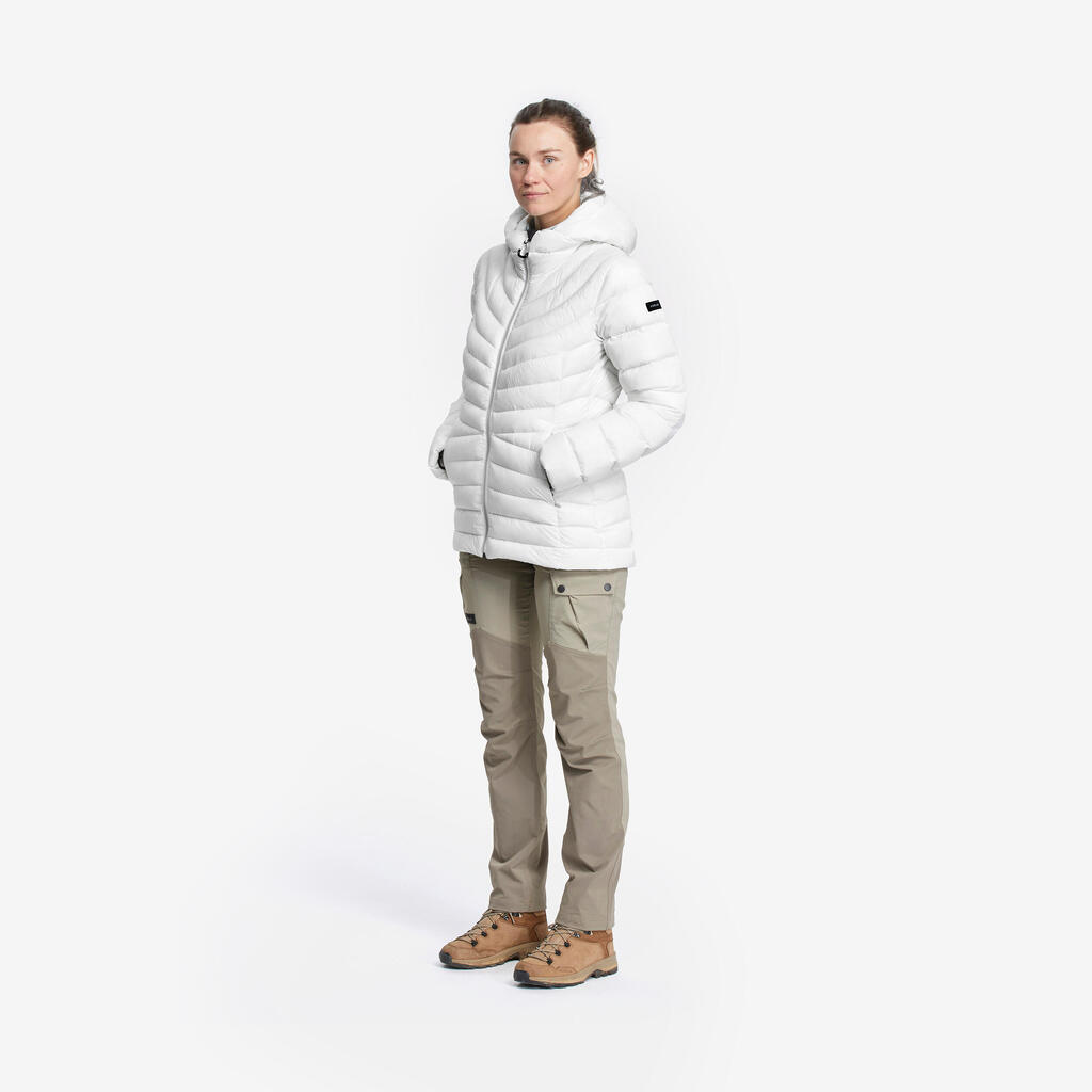 Sieviešu kalnu trekinga dūnu jaka ar kapuci “MT500”, līdz -10 °C