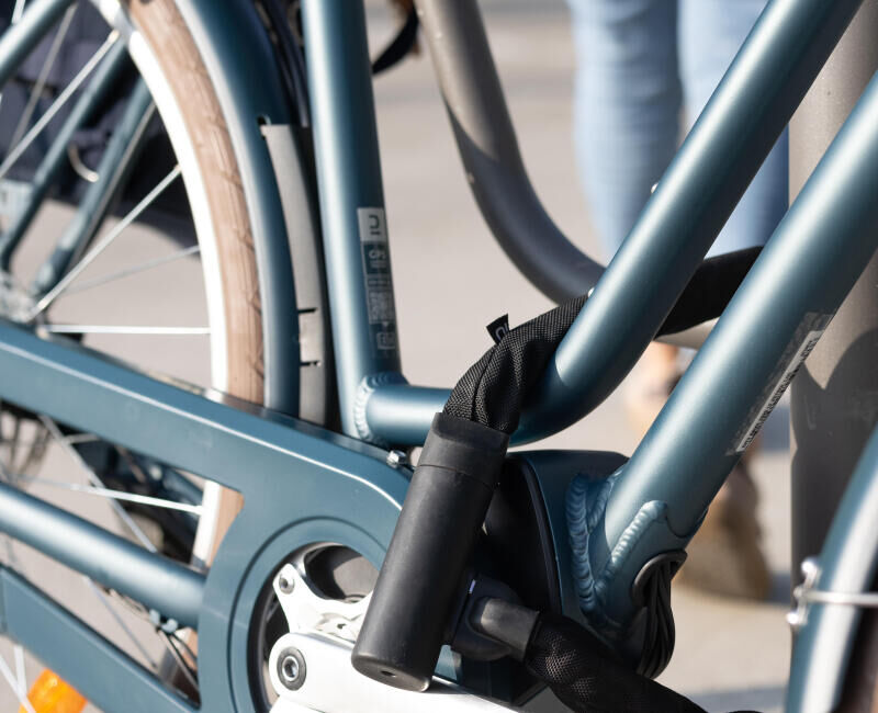 velo electrique homme et femme decathlon