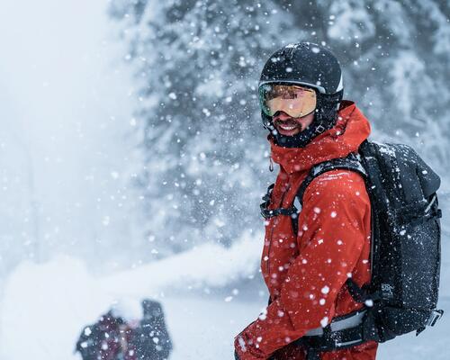 Cum să alegi corect geaca de schi freeride?