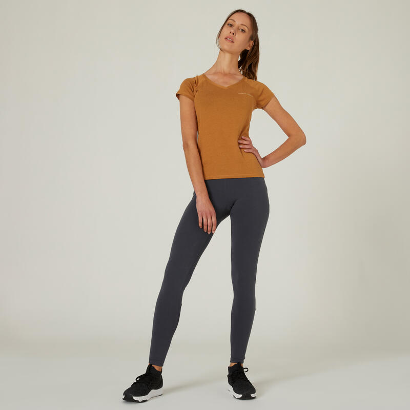 Fitness-T-shirt voor dames 500 slim fit lichtbruin