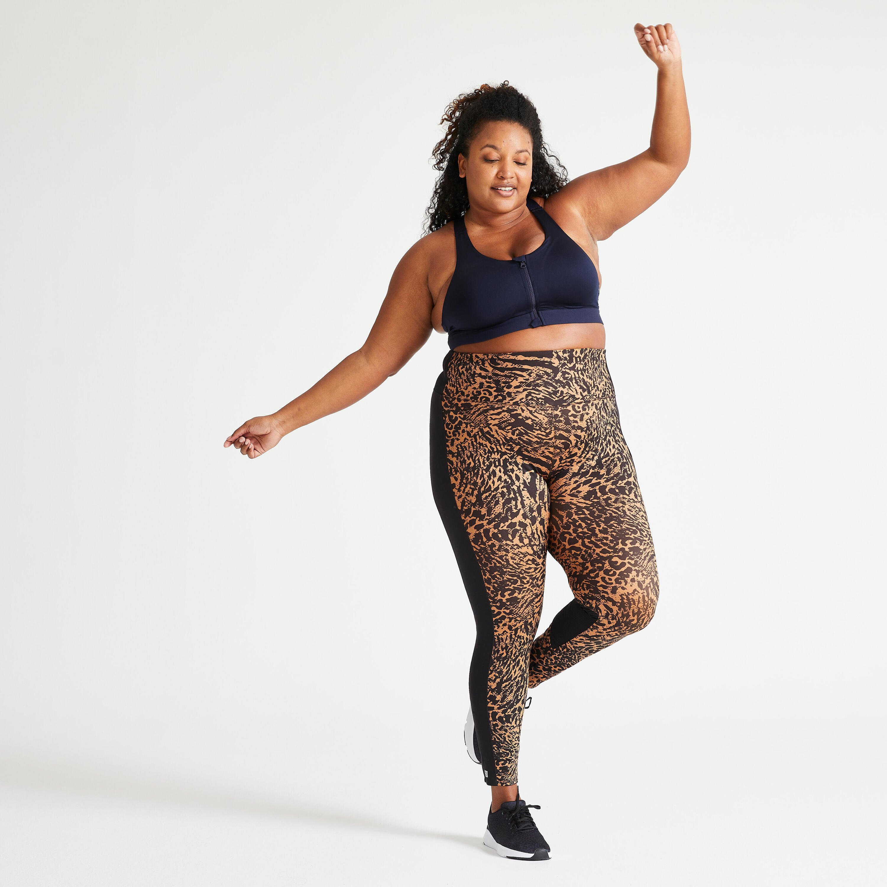 Women's plus size sports leggings with pocket, leopard print 2/5