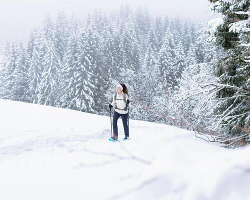 WINTER HIKING: CHOOSE THE RIGHT OUTFIT