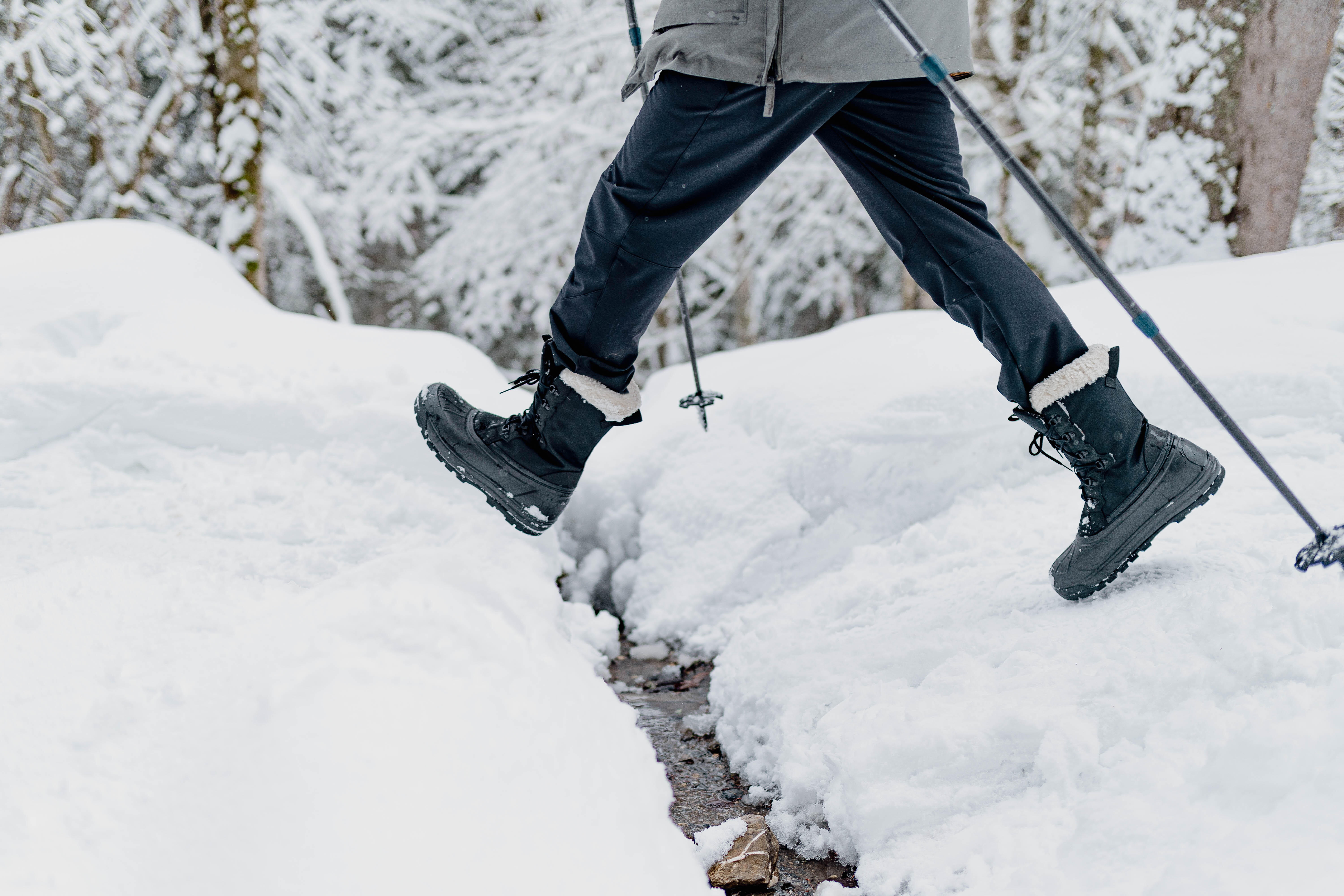 Mid-Height Hiking Socks - SH 500 Black