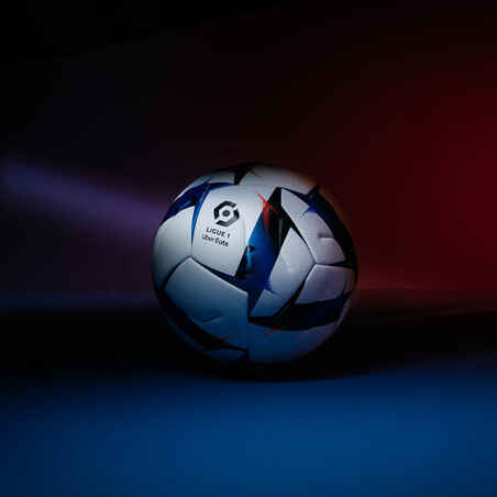 كرة قدم للمباريات الرسمية منUber Eats League 1 2022 2023 مع صندوق - أزرق