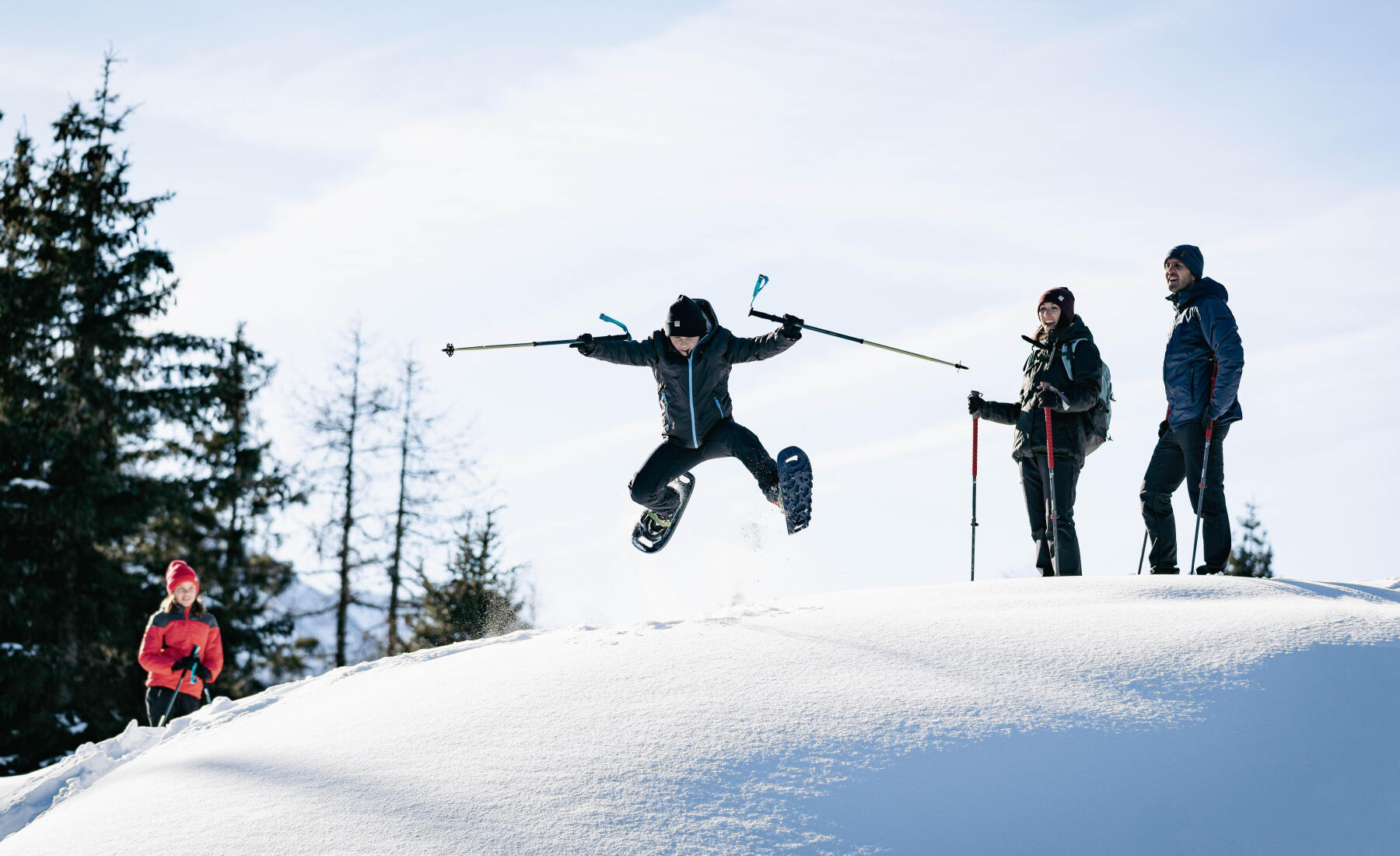 Randonnée sur neige : raquettes ou crampons neige ? 