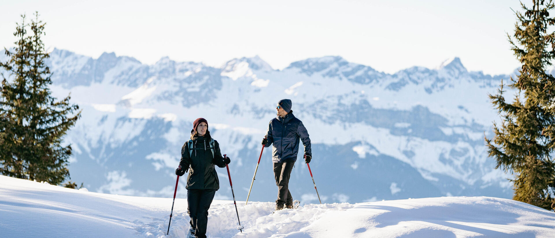 WINTER HIKING : CHOOSE THE RIGHT OUTFIT