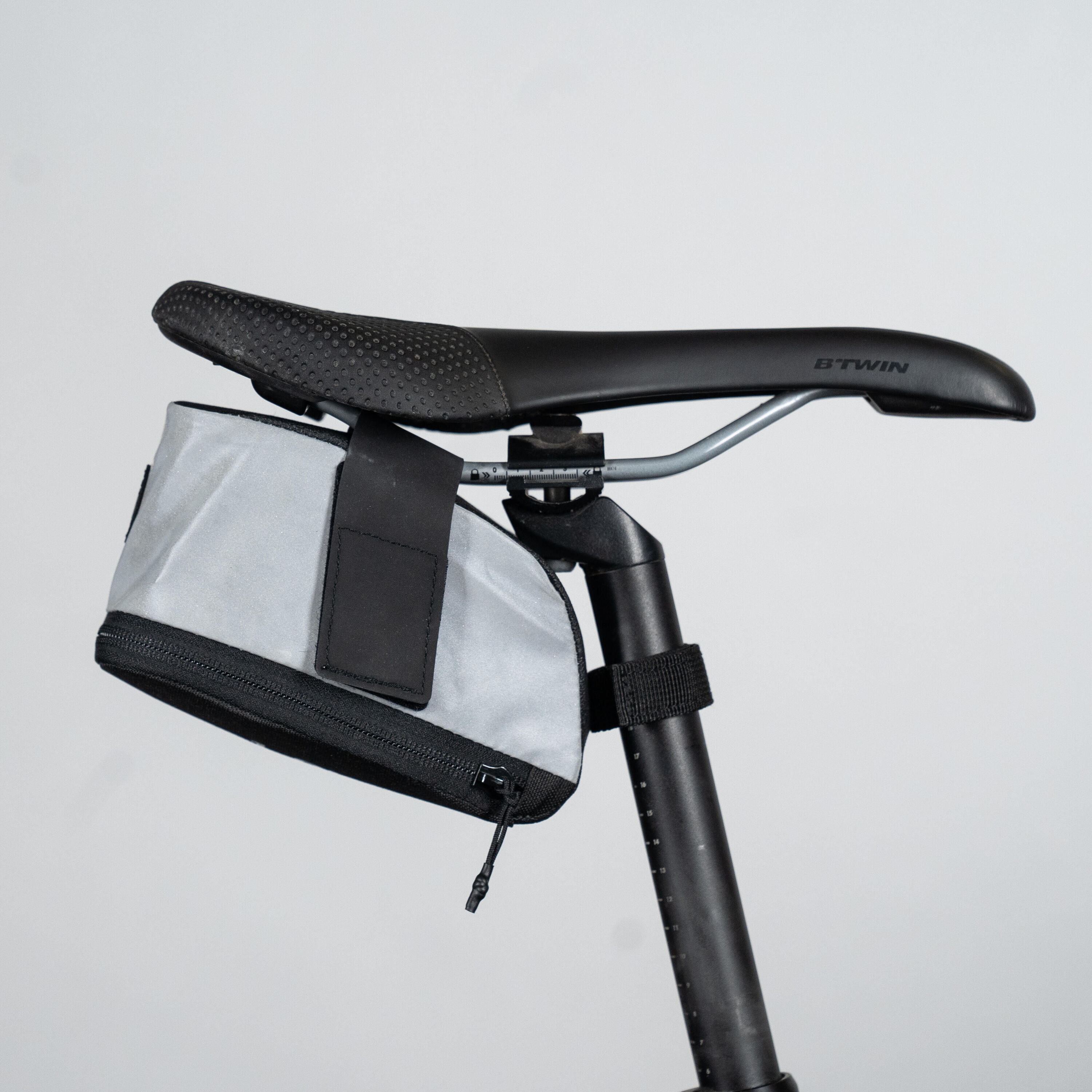 RIVERSIDE Reflective Saddle Bag 1L Easy L